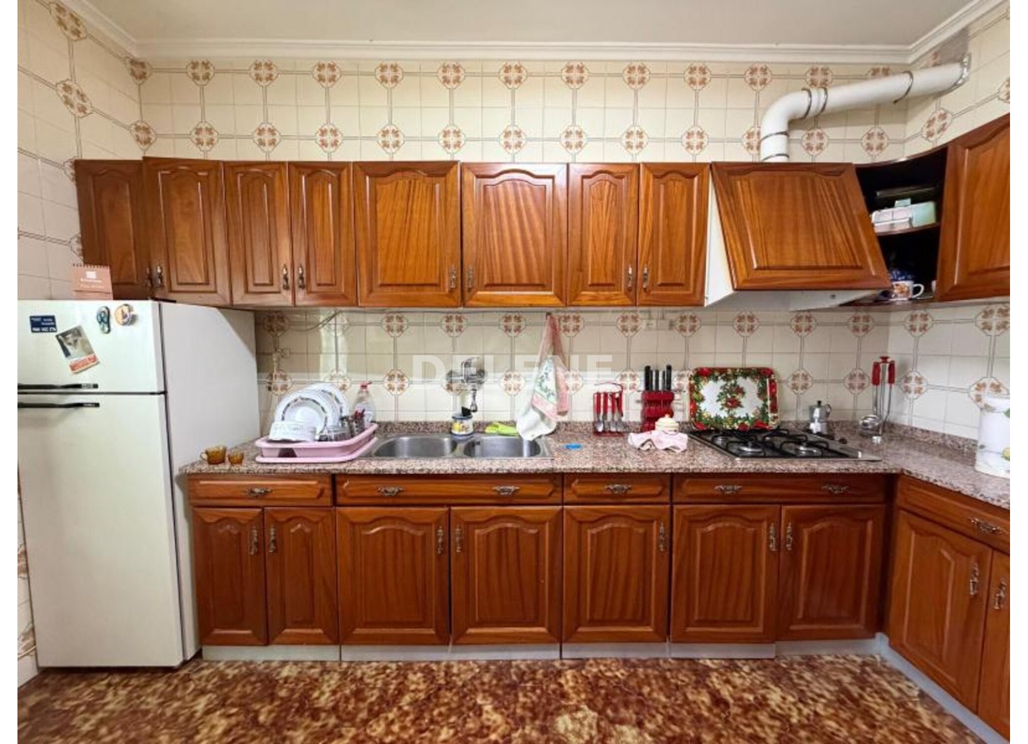 3016 PISO CON BALCÓN, ZONA MERCADONA