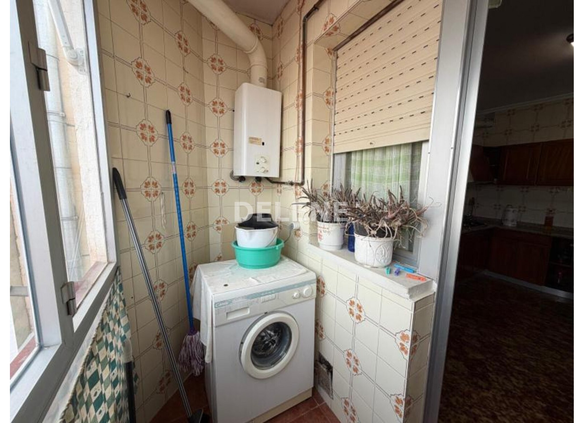 3016 PISO CON BALCÓN, ZONA MERCADONA