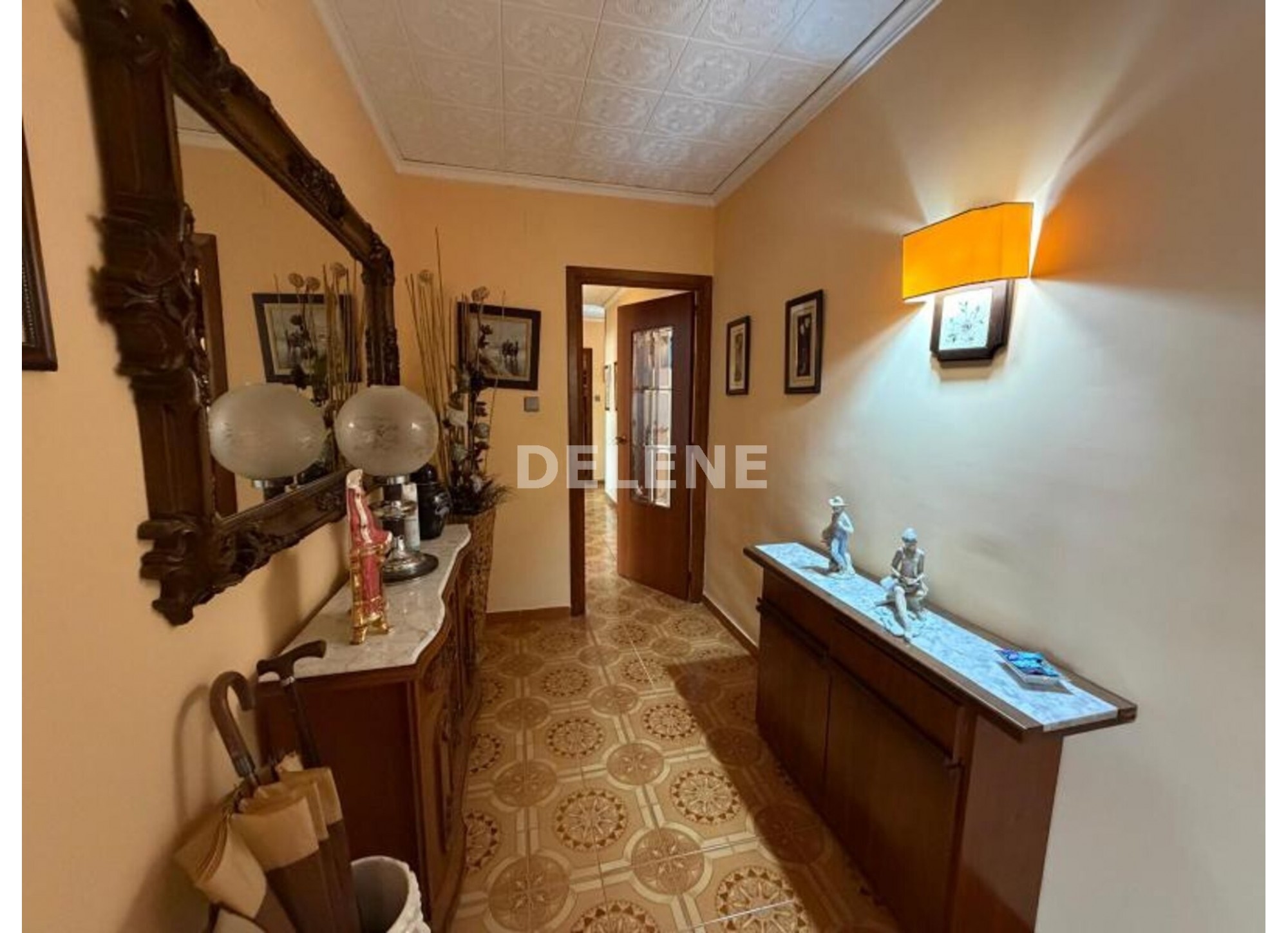 3016 PISO CON BALCÓN, ZONA MERCADONA