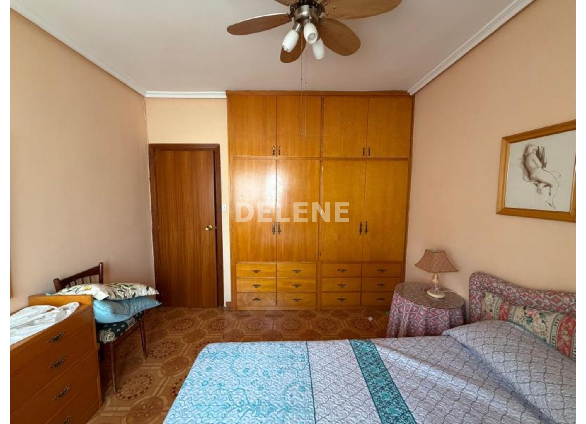 3016 PISO CON BALCÓN, ZONA MERCADONA
