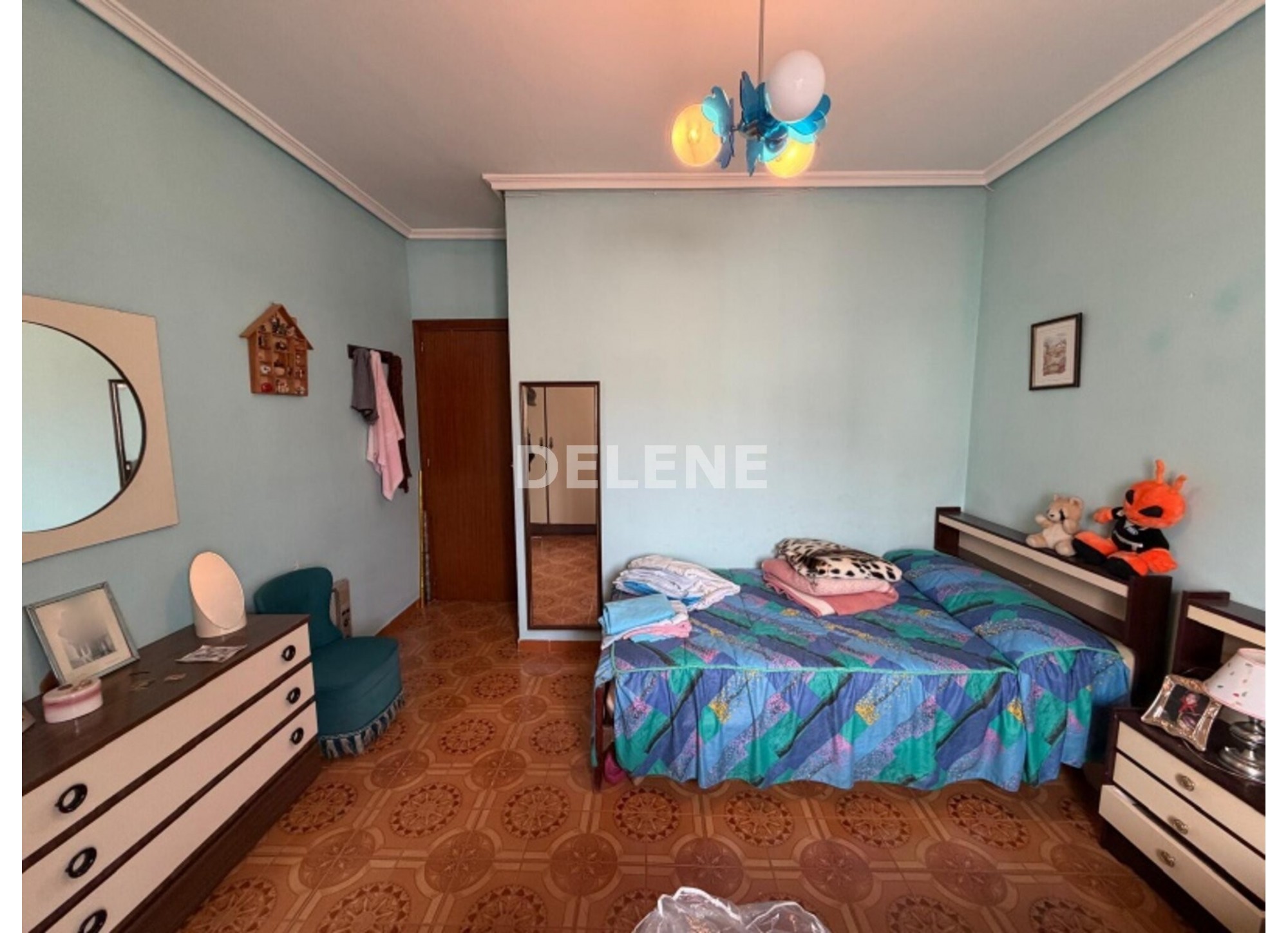 3016 PISO CON BALCÓN, ZONA MERCADONA