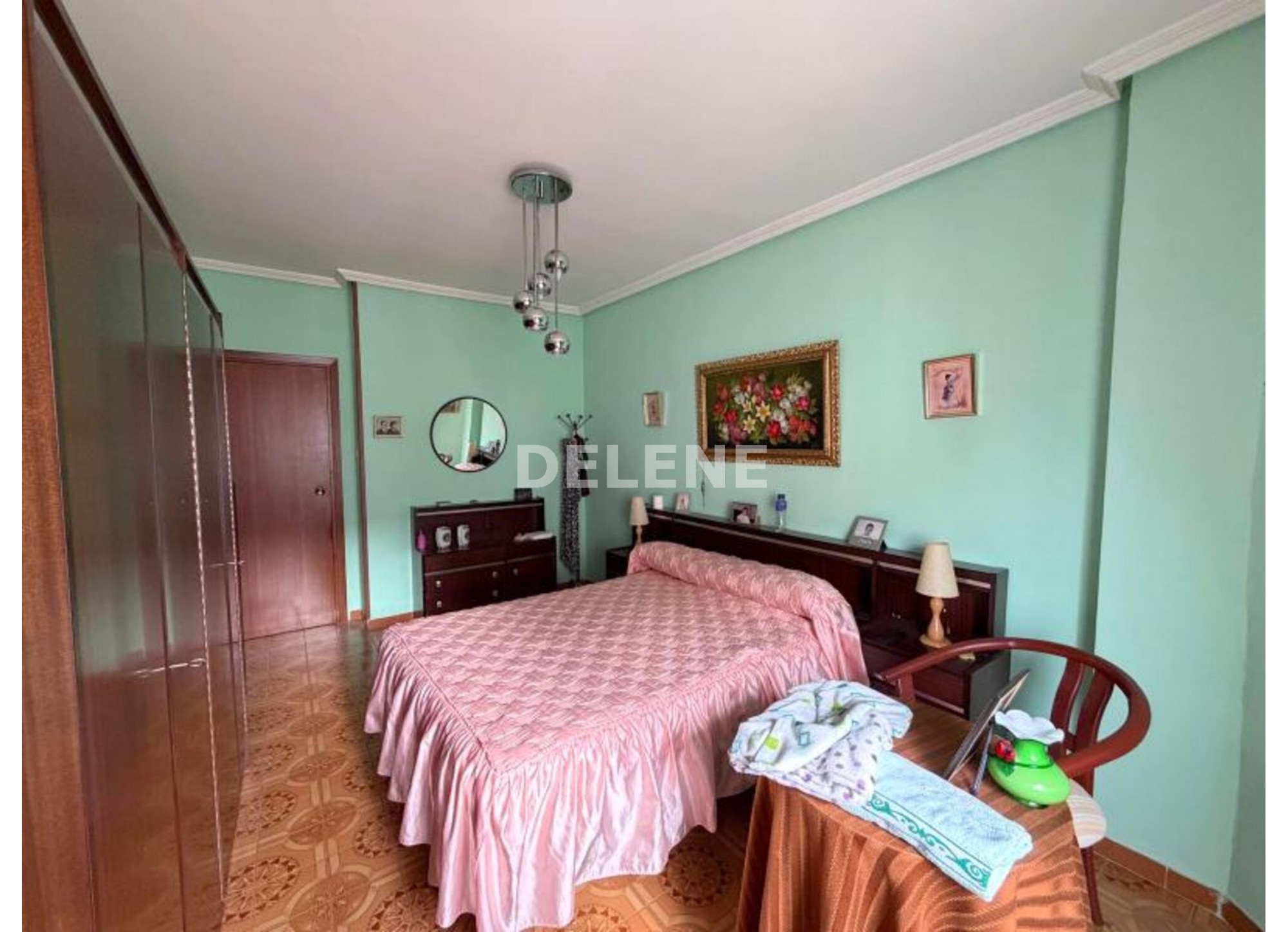 3016 PISO CON BALCÓN, ZONA MERCADONA