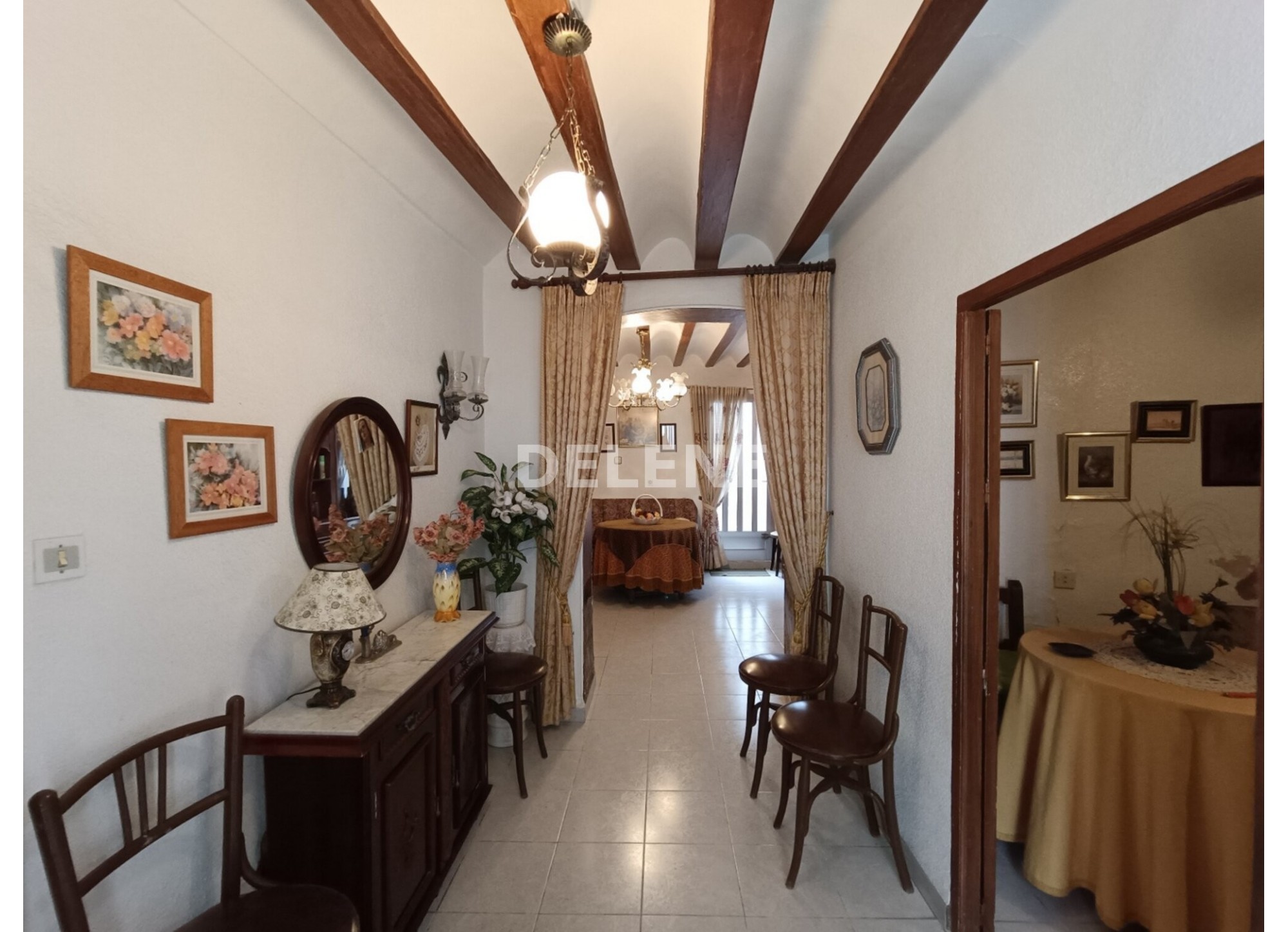 3019 CASA TRES PLANTAS, ZONA AYUNTAMIENTO