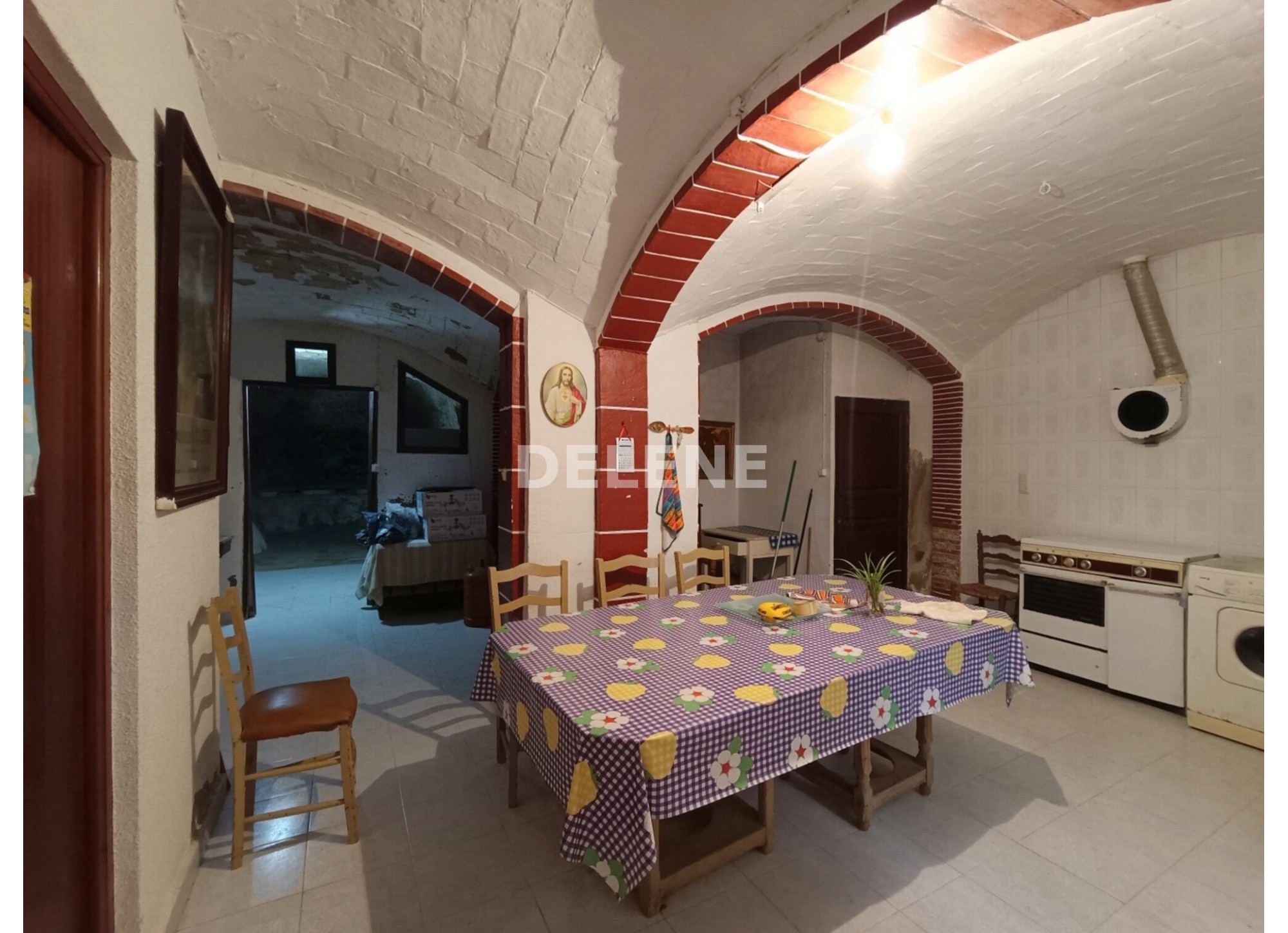 3019 CASA TRES PLANTAS, ZONA AYUNTAMIENTO