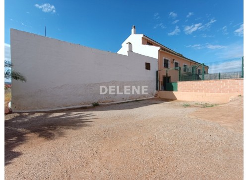 3020 CASA DE TRES PLANTAS, BARRIO DEL PINO