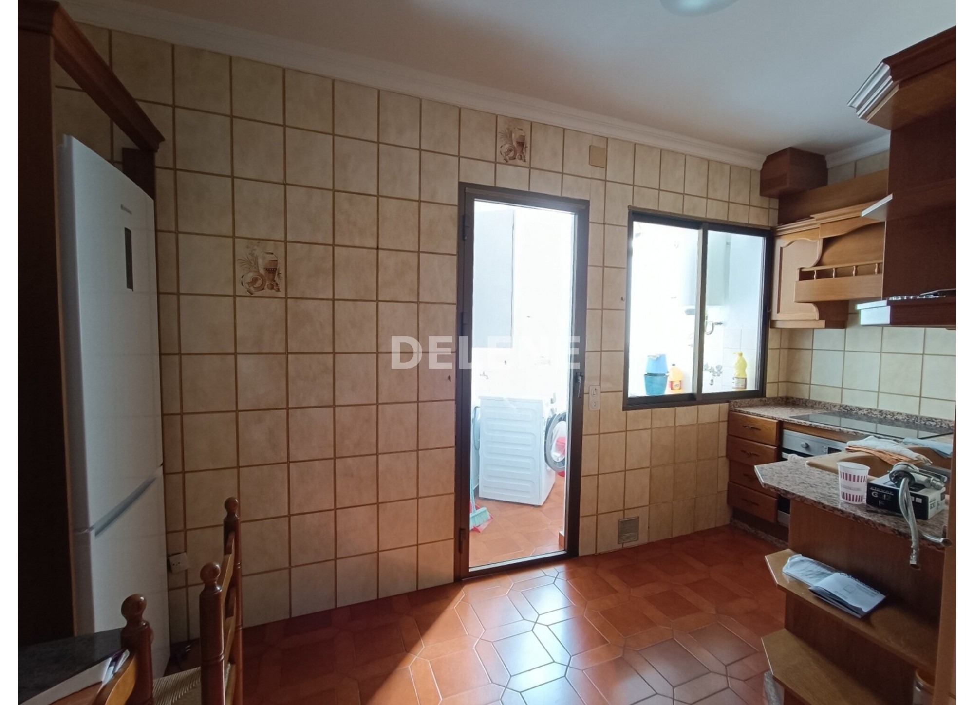 3023 PISO CON BALCON, ZONA GLORIETA