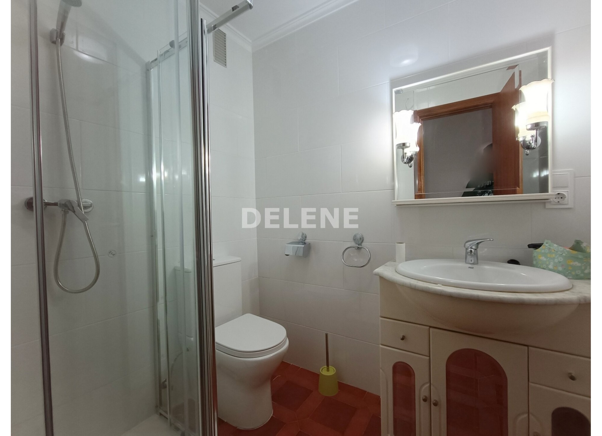 3023 PISO CON BALCON, ZONA GLORIETA