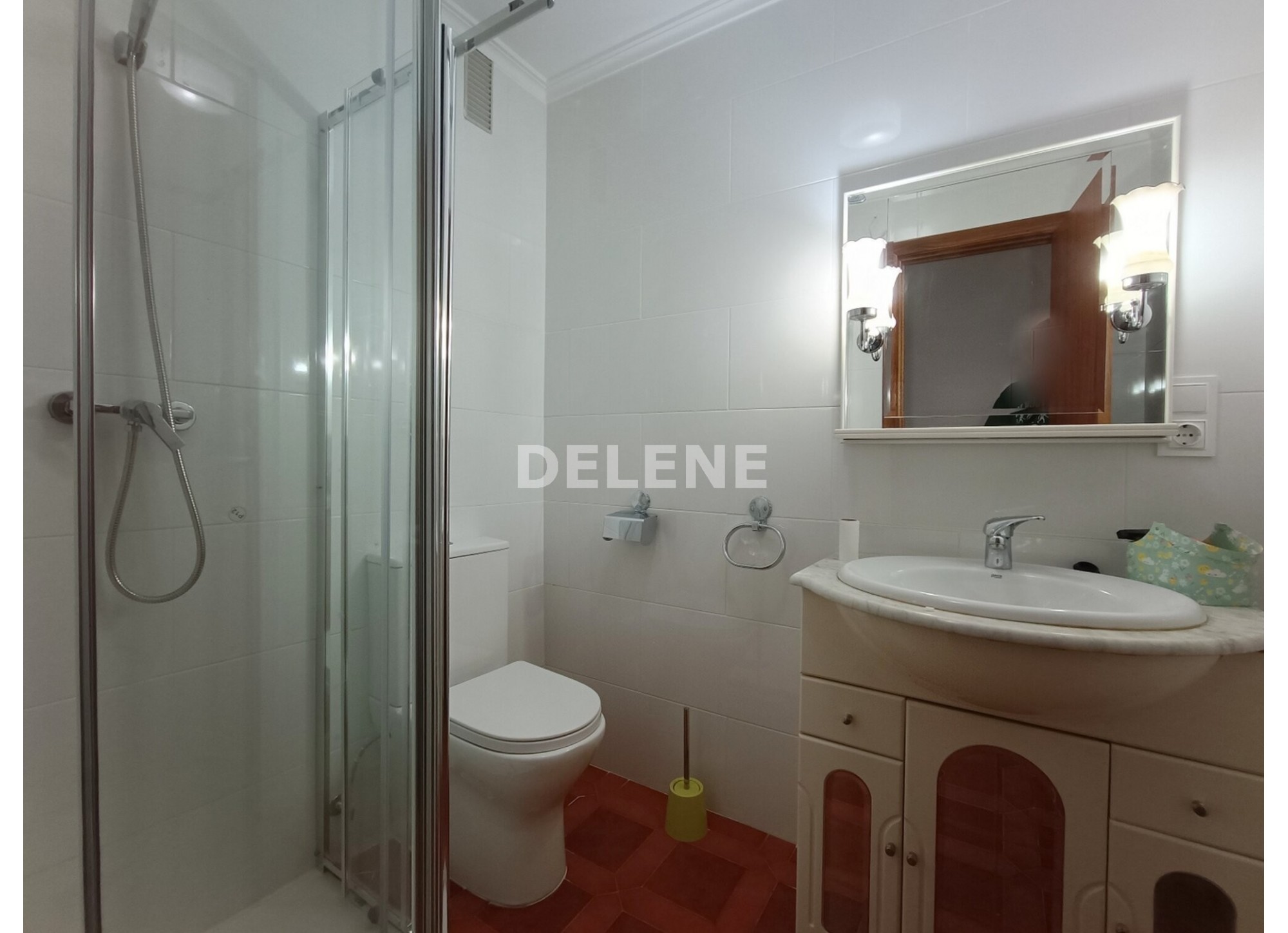 3023 PISO CON BALCON, ZONA GLORIETA