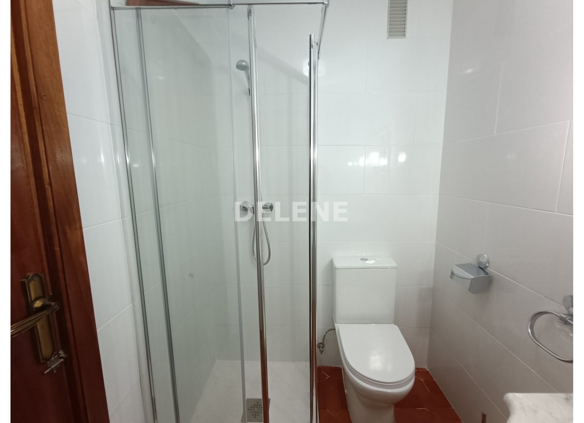 3023 PISO CON BALCON, ZONA GLORIETA