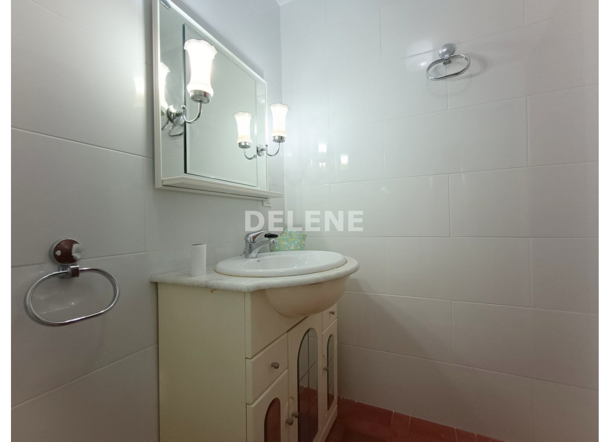 3023 PISO CON BALCON, ZONA GLORIETA