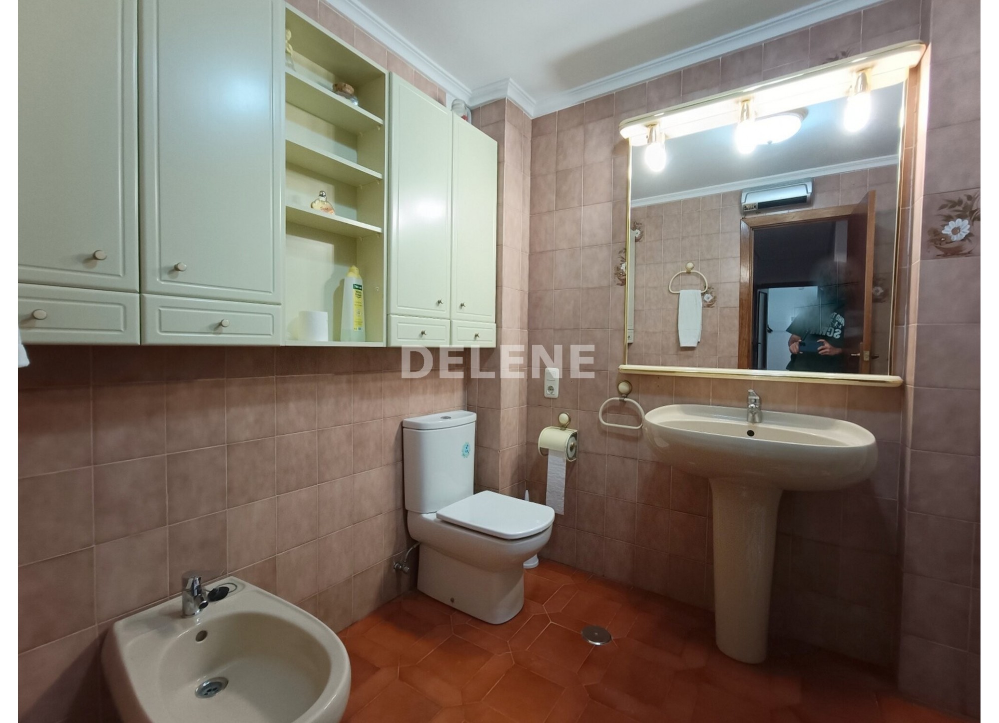 3023 PISO CON BALCON, ZONA GLORIETA