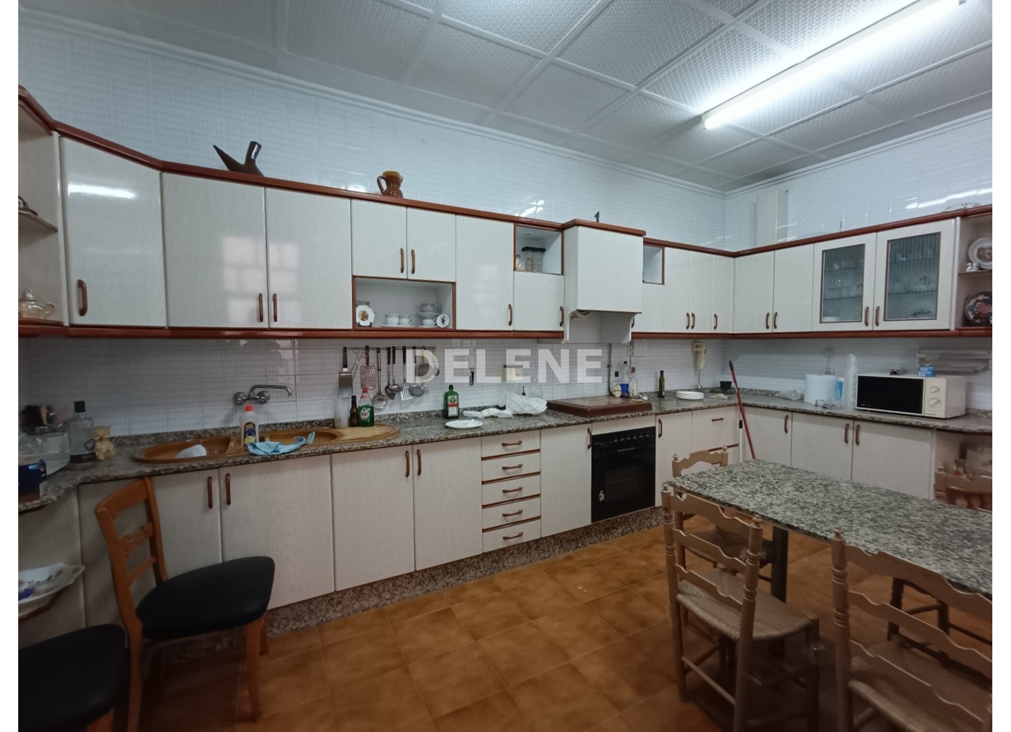 3025 CASA TRES PLANTAZ, ZONA CUATRO CAMINOS