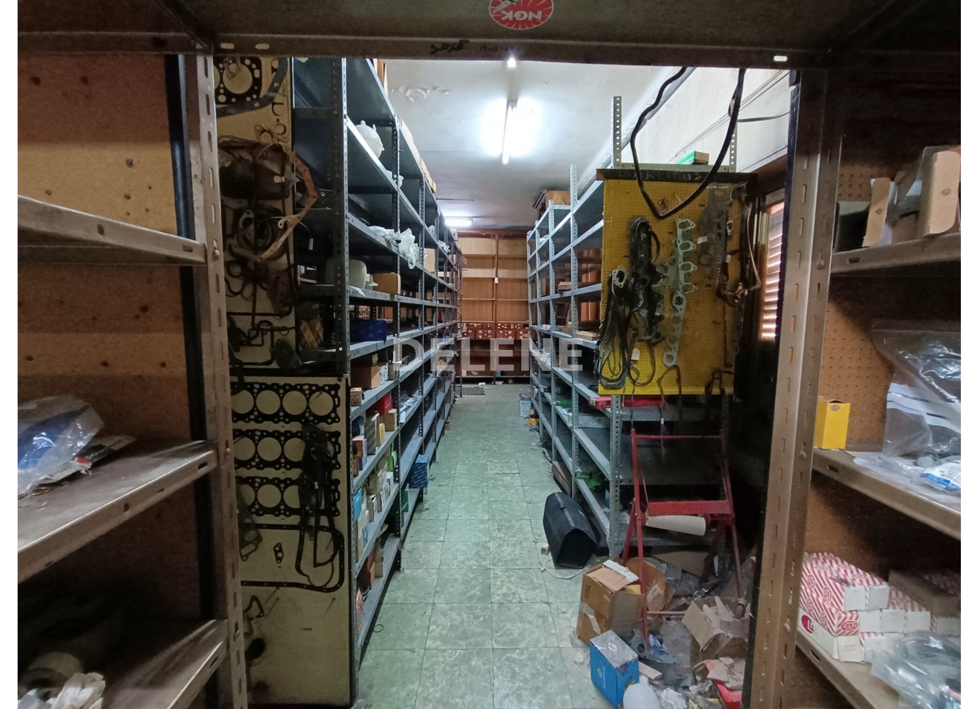 3026 LOCAL ZONA AVDA LIBERTAD