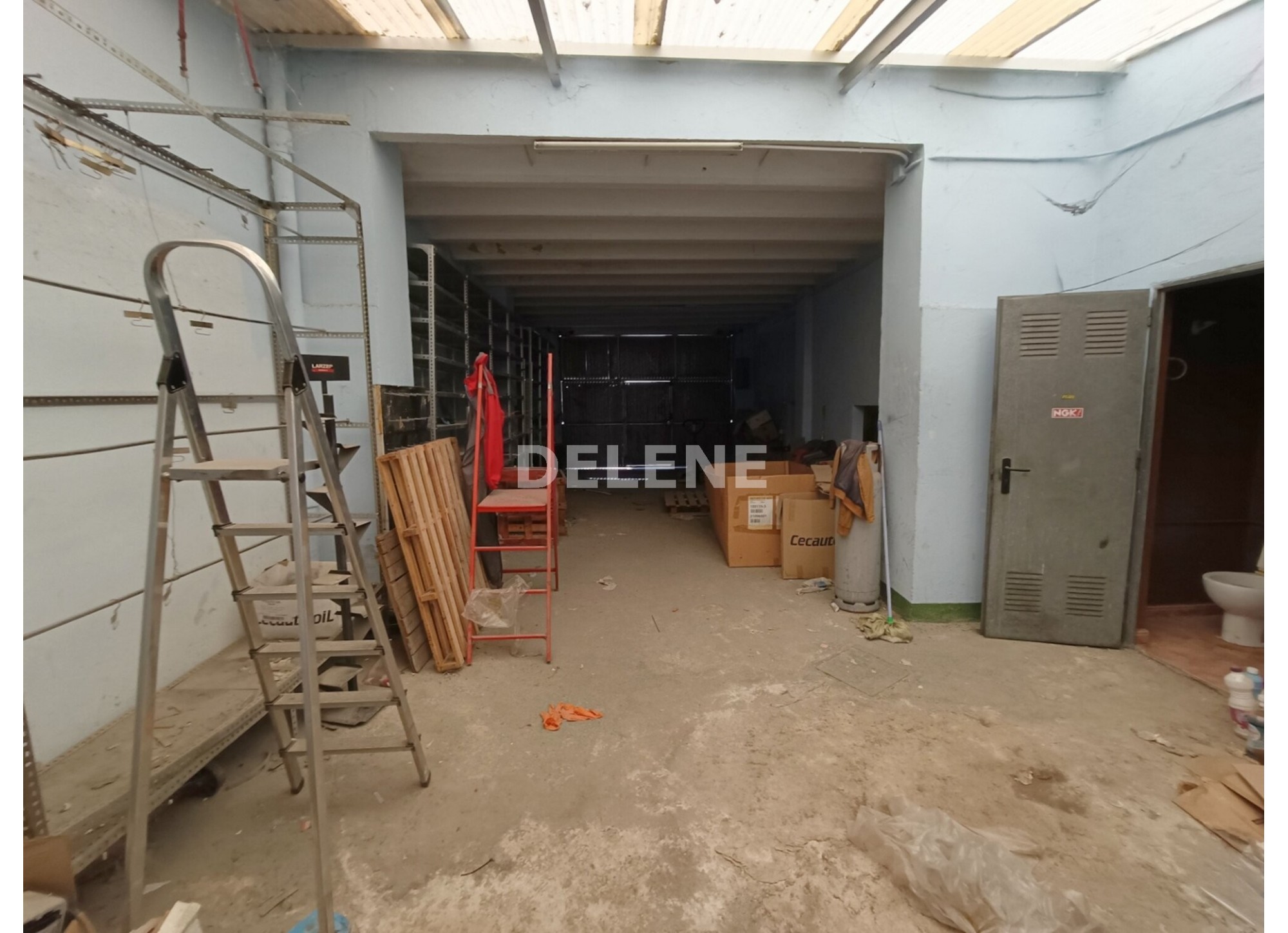 3026 LOCAL ZONA AVDA LIBERTAD