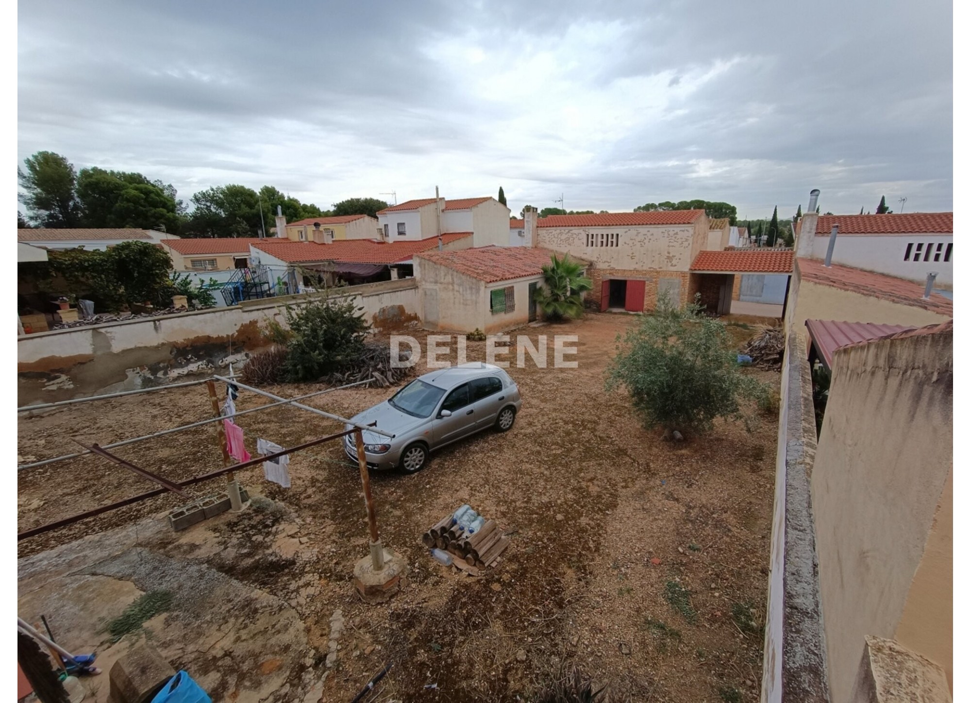 3029 CASA CON PATIO EN MINGOGIL