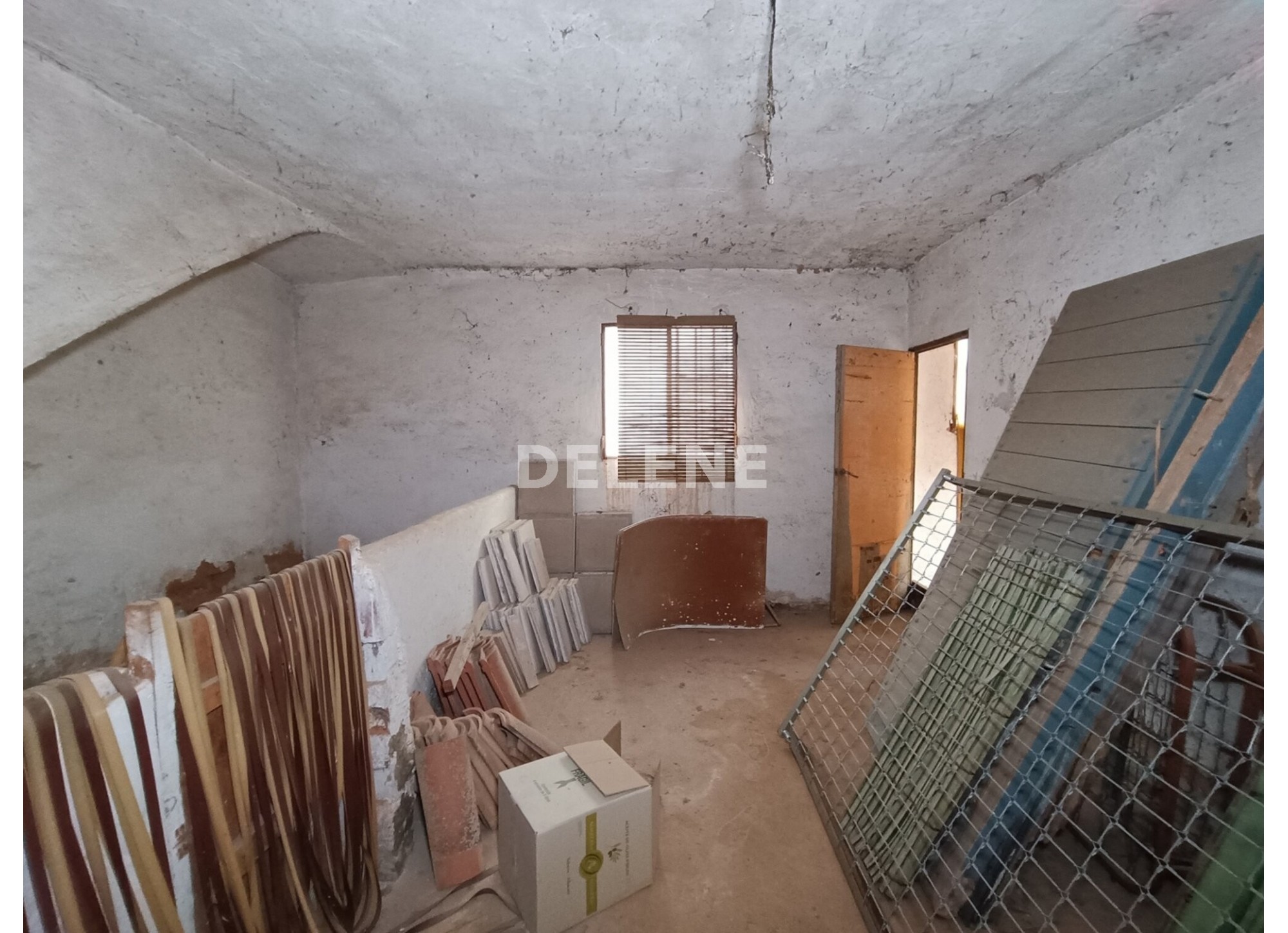 3029 CASA CON PATIO EN MINGOGIL