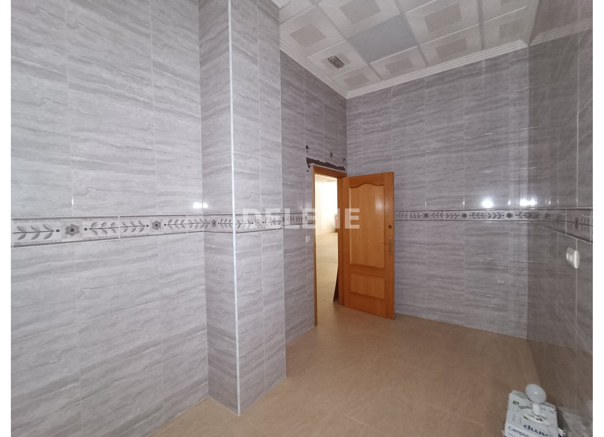 3030 LOCAL, ZONA GLORIETA