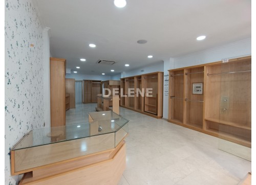 3032 LOCAL EN ZONA LOPEZ DEL ORO