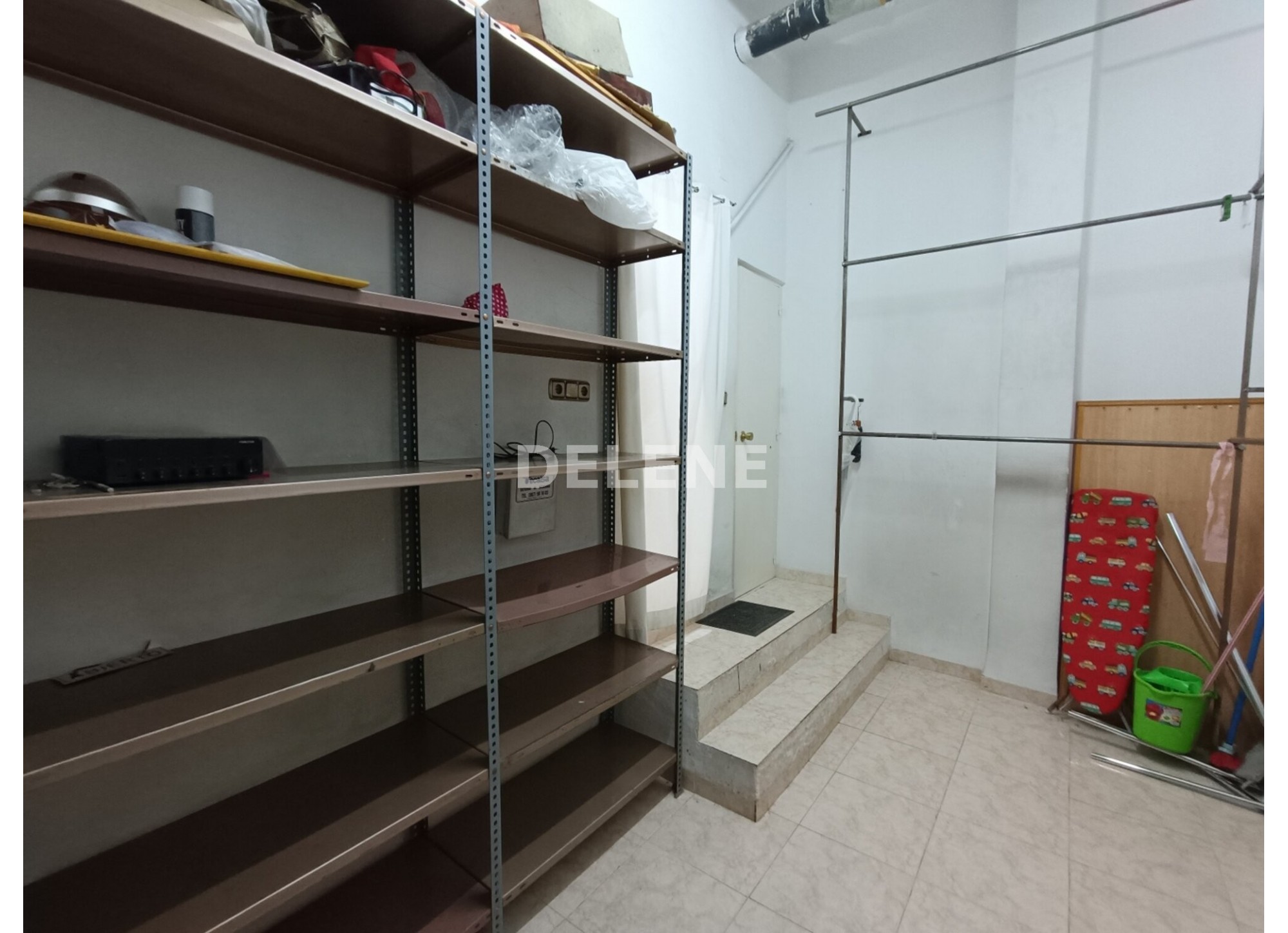 3032 LOCAL EN ZONA LOPEZ DEL ORO