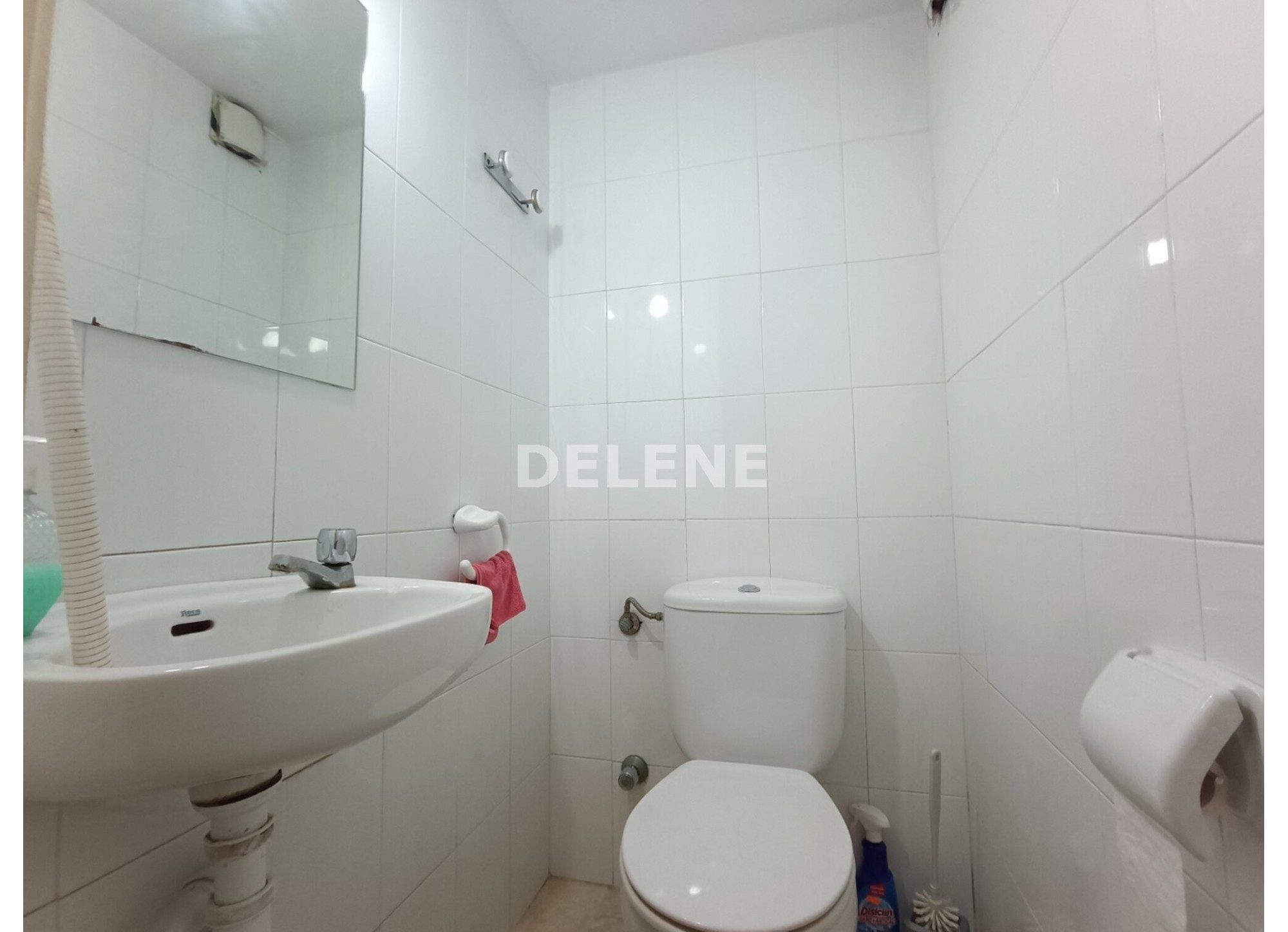 3032 LOCAL EN ZONA LOPEZ DEL ORO