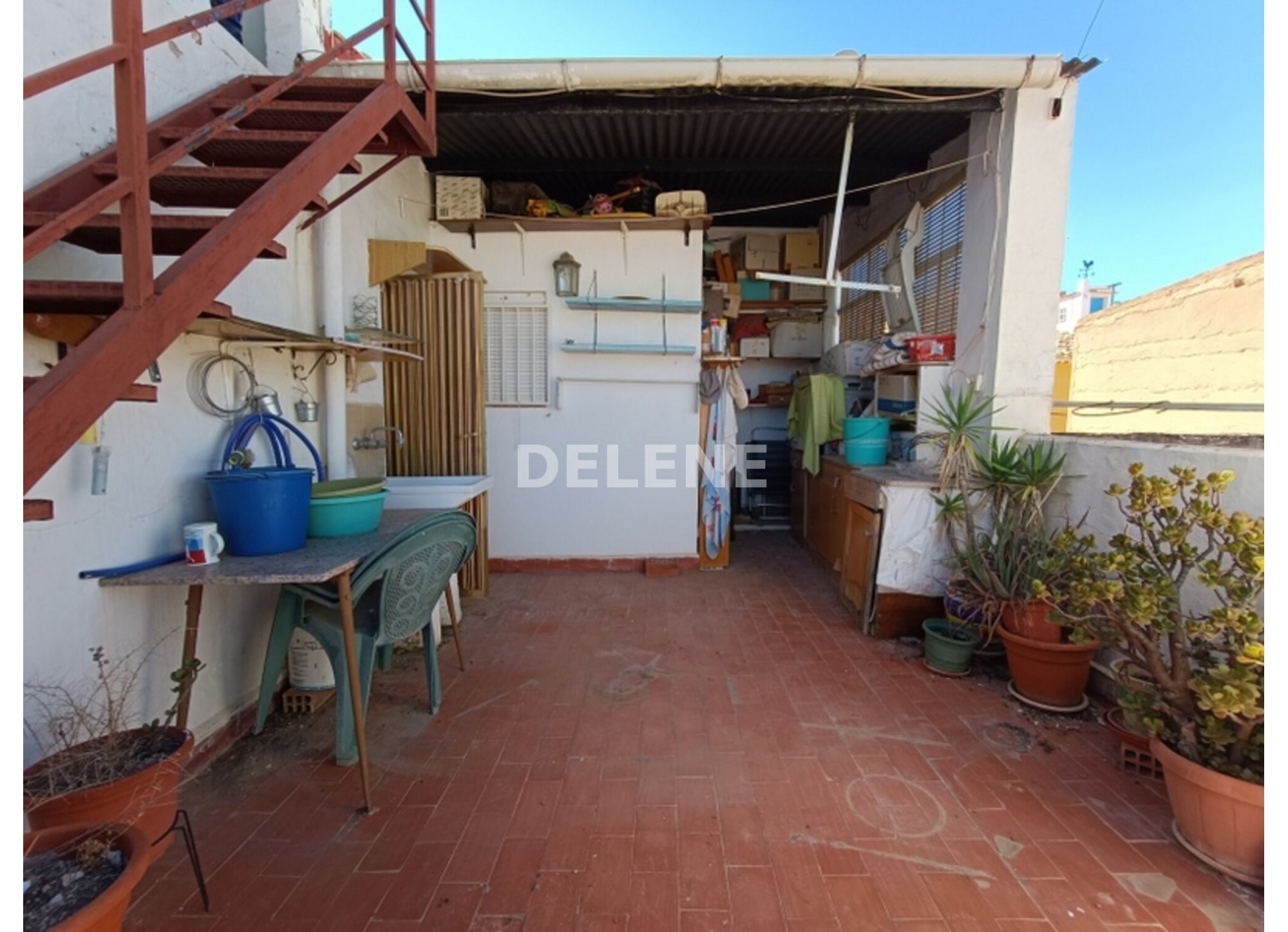 3038 CASA DE DOS PLANTAS CON TERRAZA, ZONA