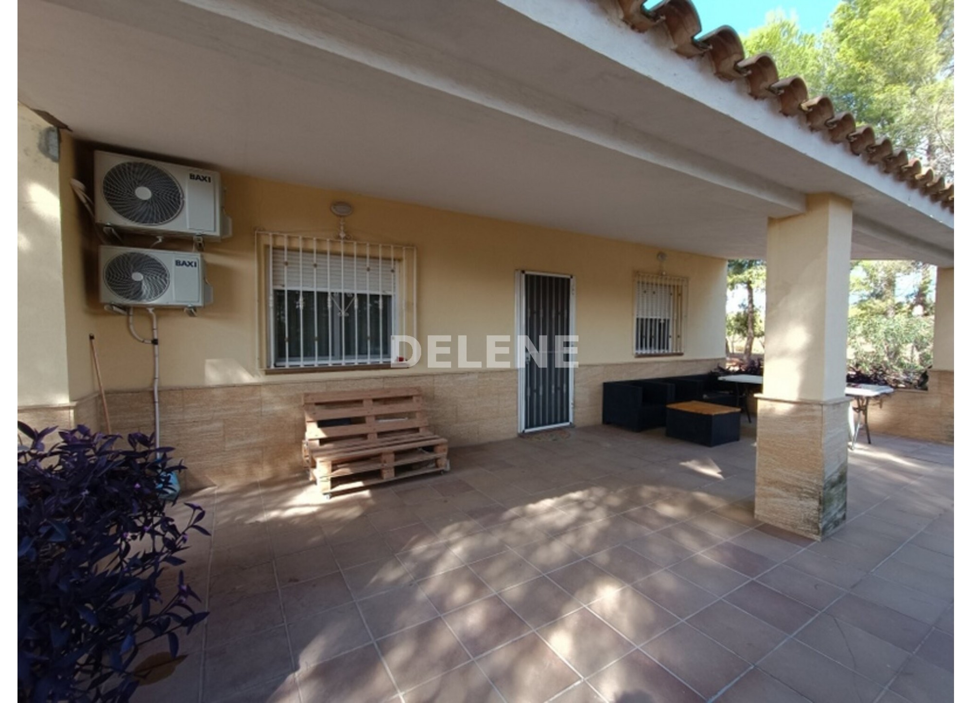 3041 FINCA CON CASA, TERRENO DE CULTIVO Y CUADRAS DE 79.812 M2, TOBARR