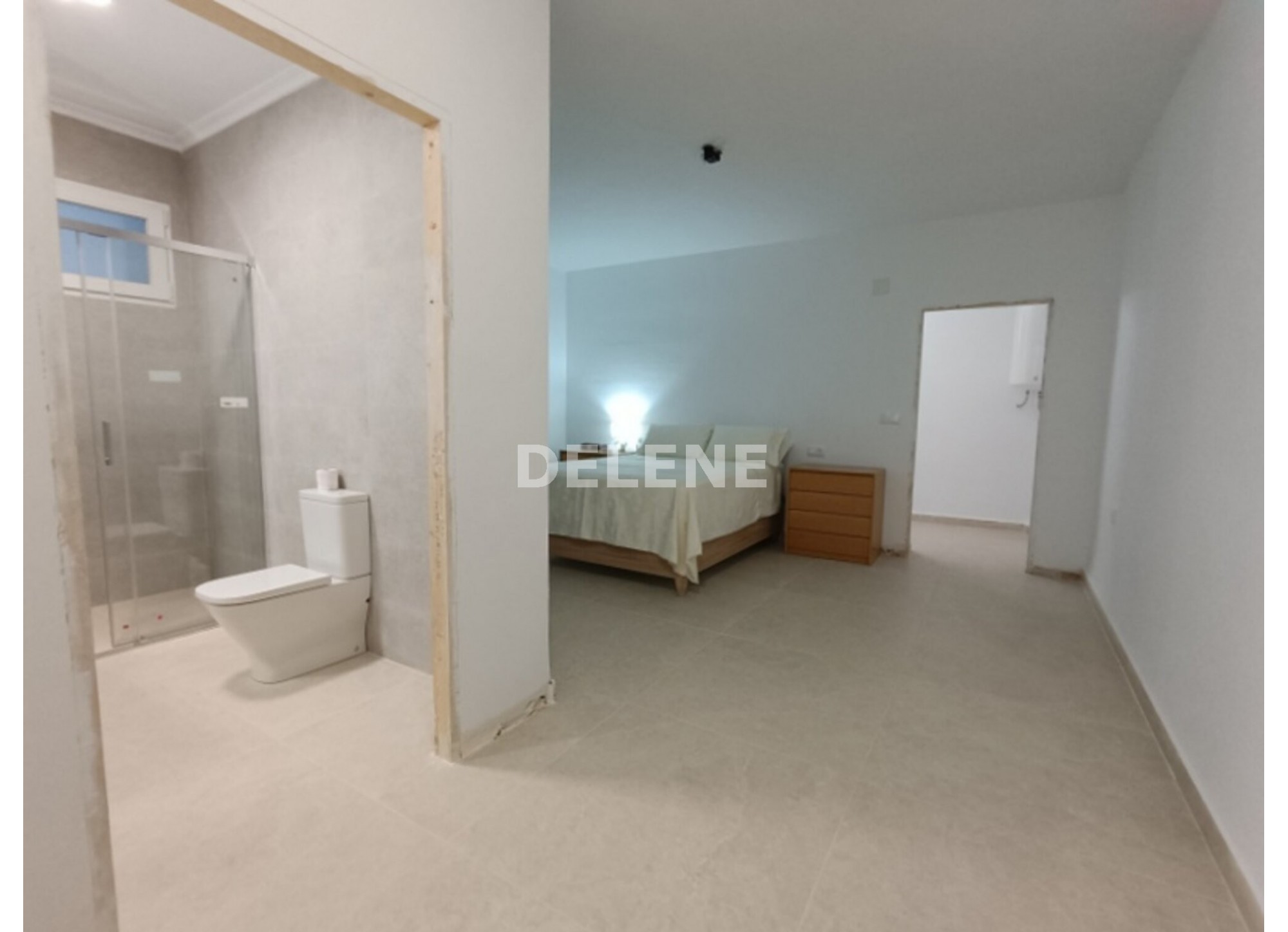 3041 FINCA CON CASA, TERRENO DE CULTIVO Y CUADRAS DE 79.812 M2, TOBARR