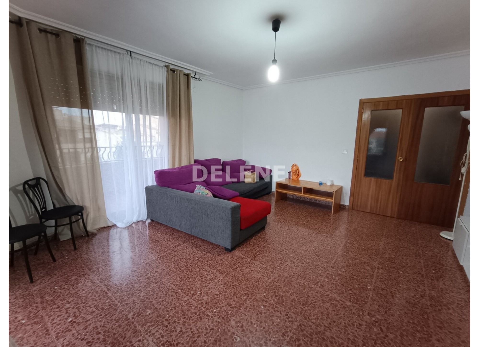 3043 PISO CON GARAJE Y BALCON, ZONA AVDA CONSTITUCIÓN