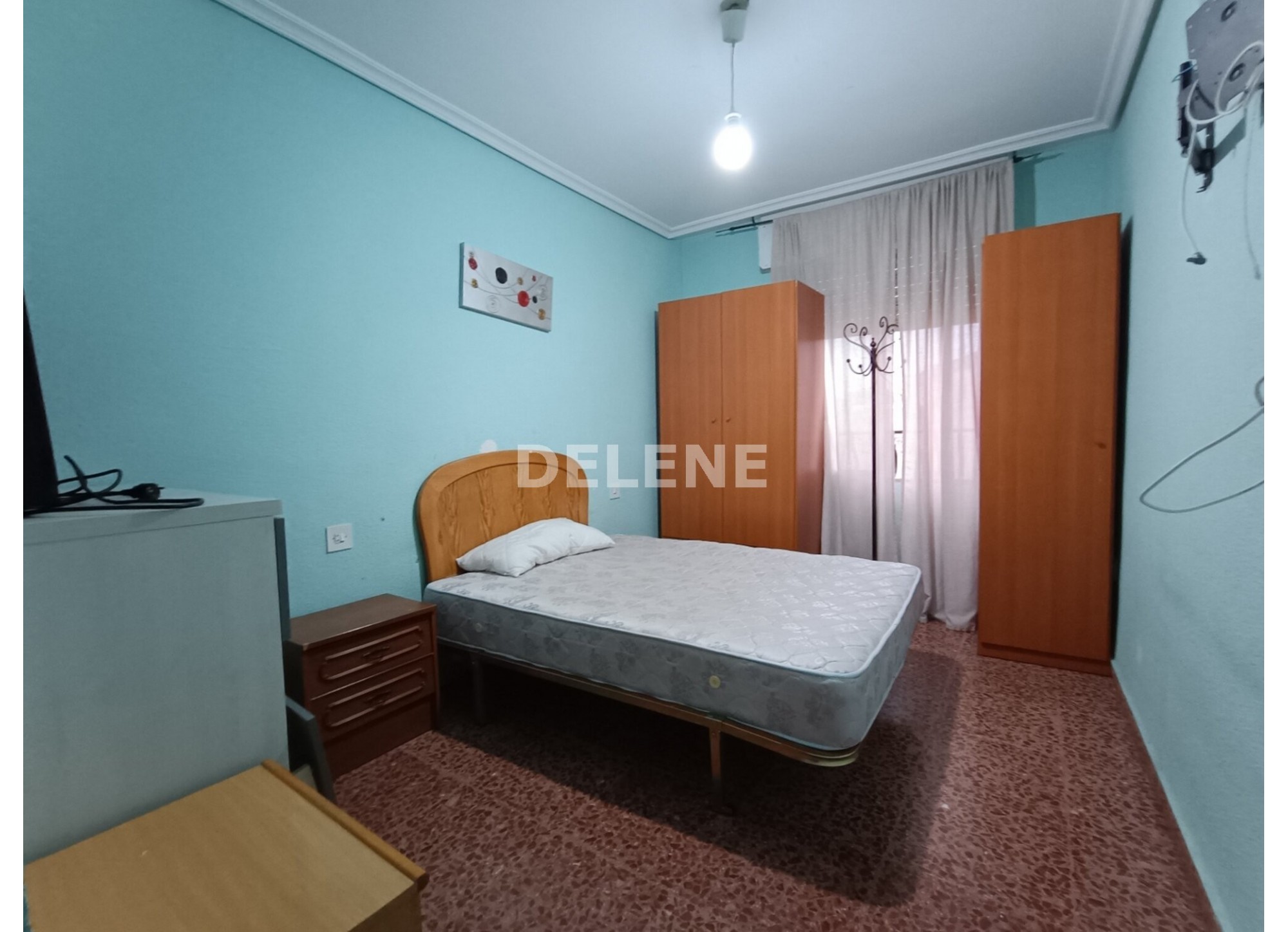 3043 PISO CON BALCON, ZONA AVDA CONSTITUCIÓN