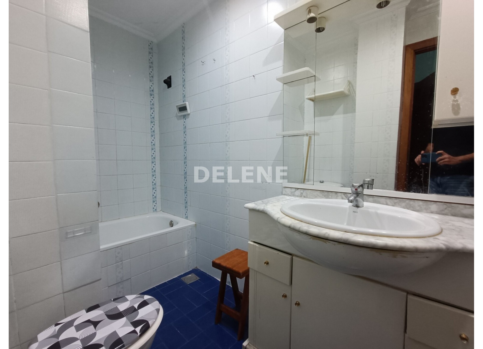 3043 PISO CON BALCON, ZONA AVDA CONSTITUCIÓN