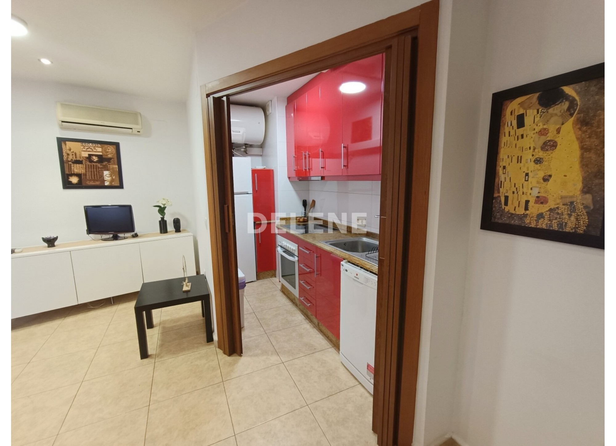 3044 APARTAMENTO, ZONA MERCADO DE ABASTOS