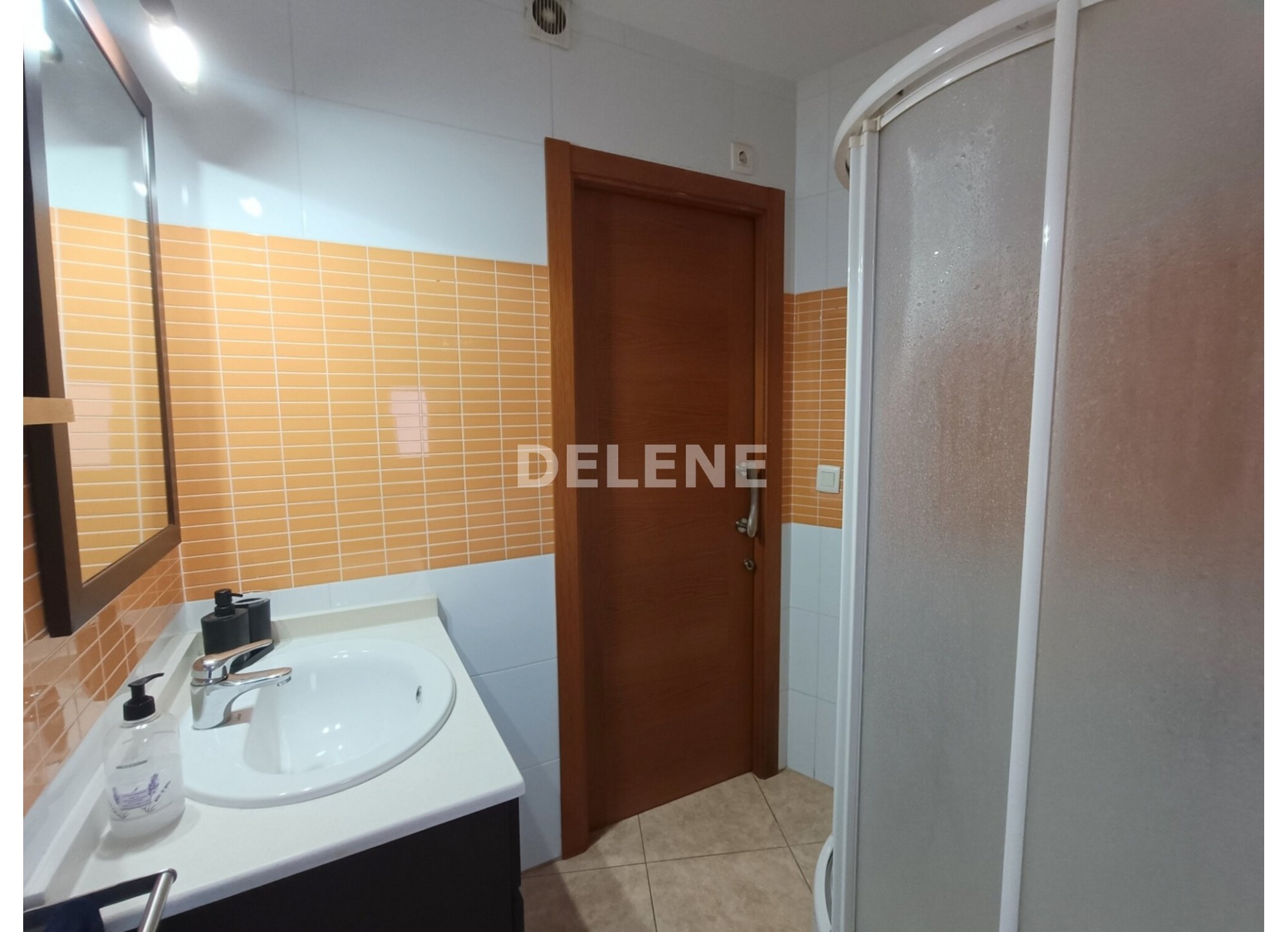 3044 APARTAMENTO, ZONA MERCADO DE ABASTOS