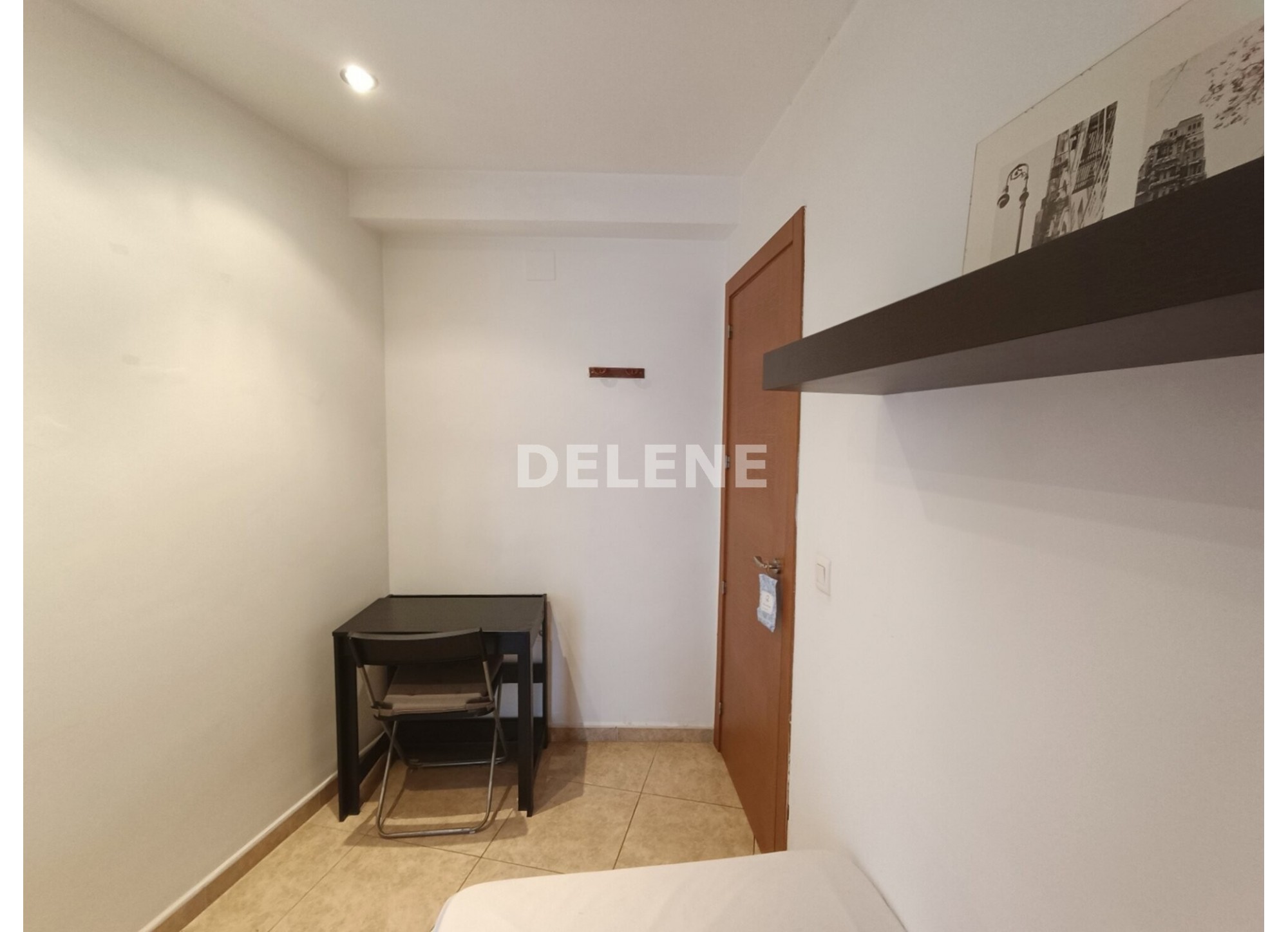 3044 APARTAMENTO, ZONA MERCADO DE ABASTOS