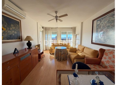 3045 PISO CON GARAJE BALCÓN, ZONA GRANVÍA