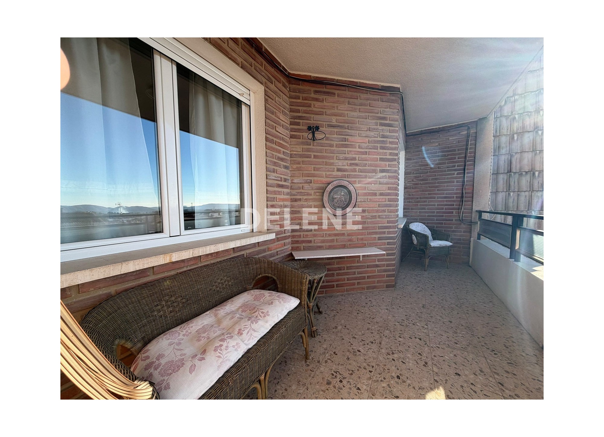 3045 PISO CON GARAJE BALCÓN, ZONA GRANVÍA