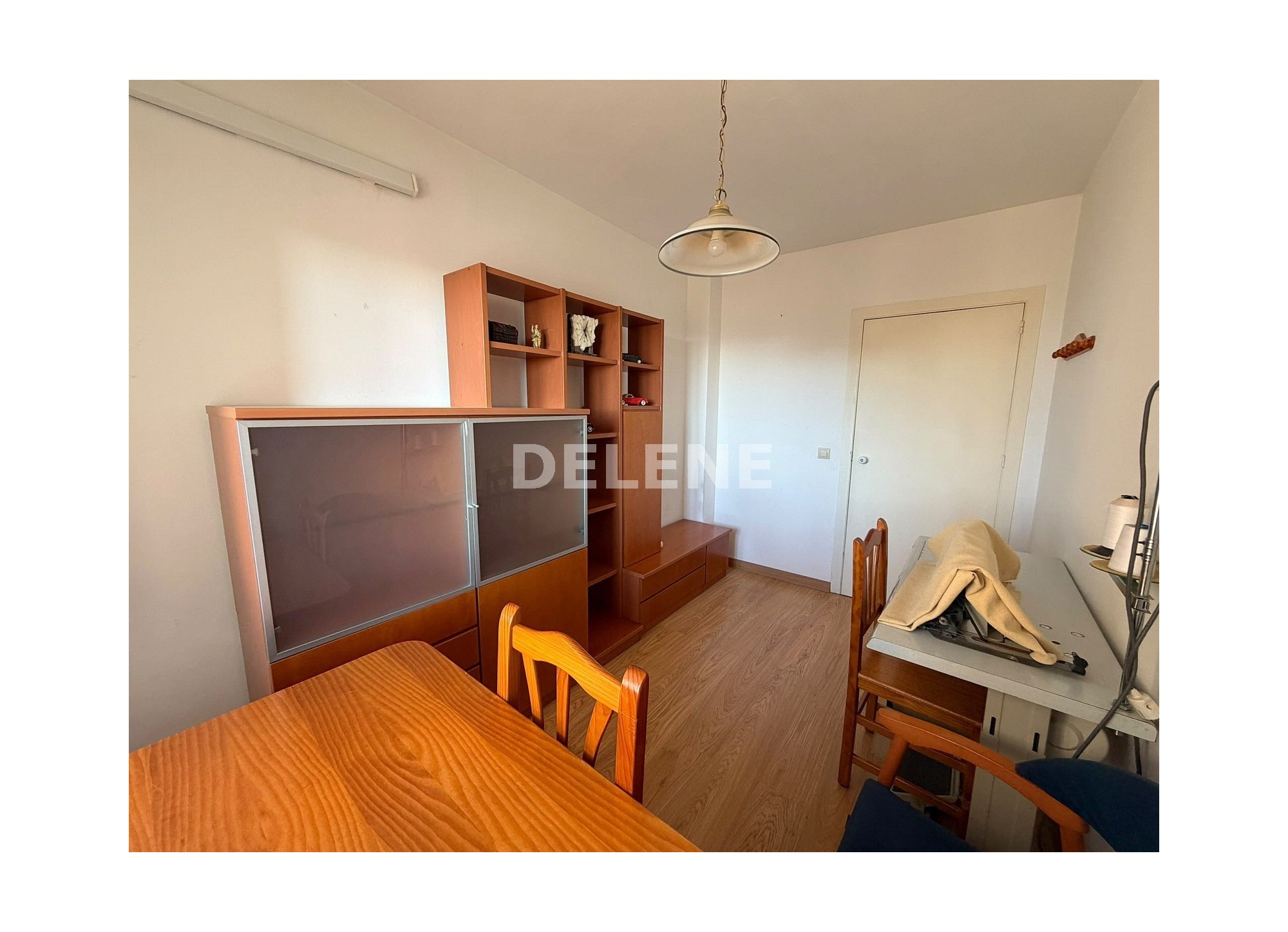 3045 PISO CON GARAJE BALCÓN, ZONA GRANVÍA