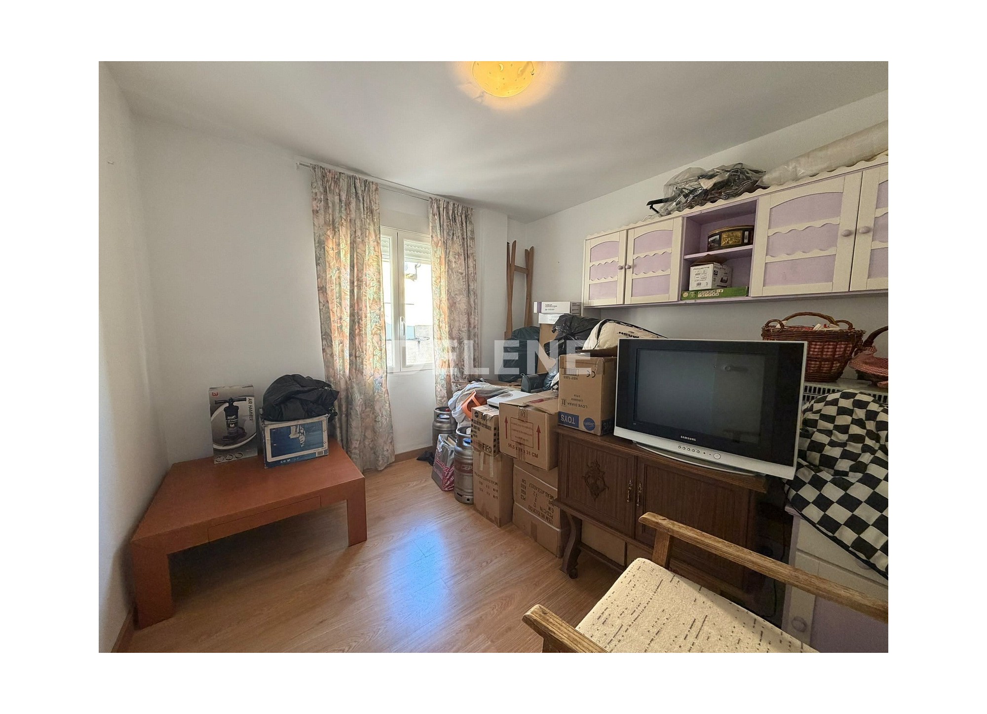 3045 PISO CON GARAJE BALCÓN, ZONA GRANVÍA