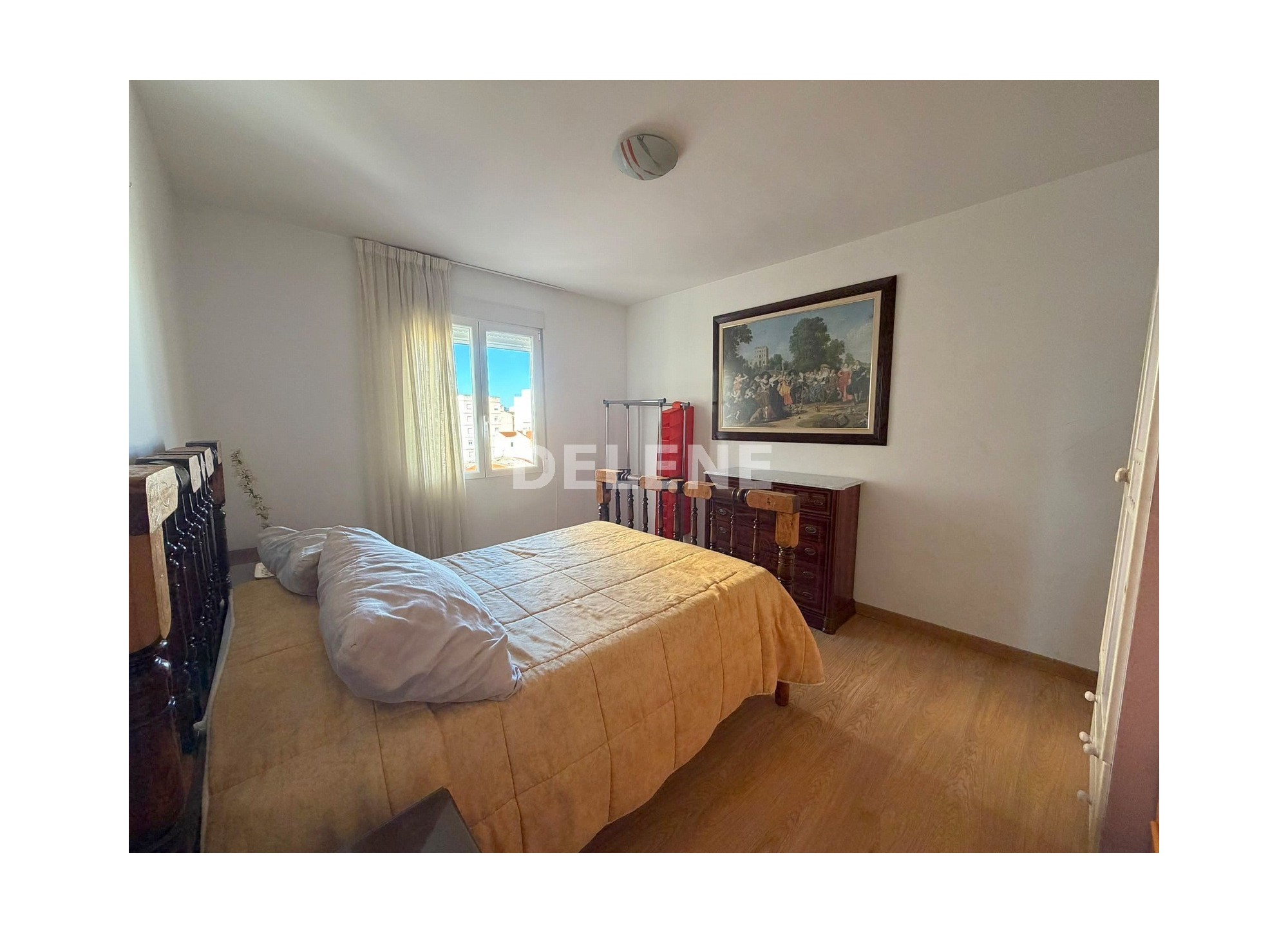 3045 PISO CON GARAJE BALCÓN, ZONA GRANVÍA