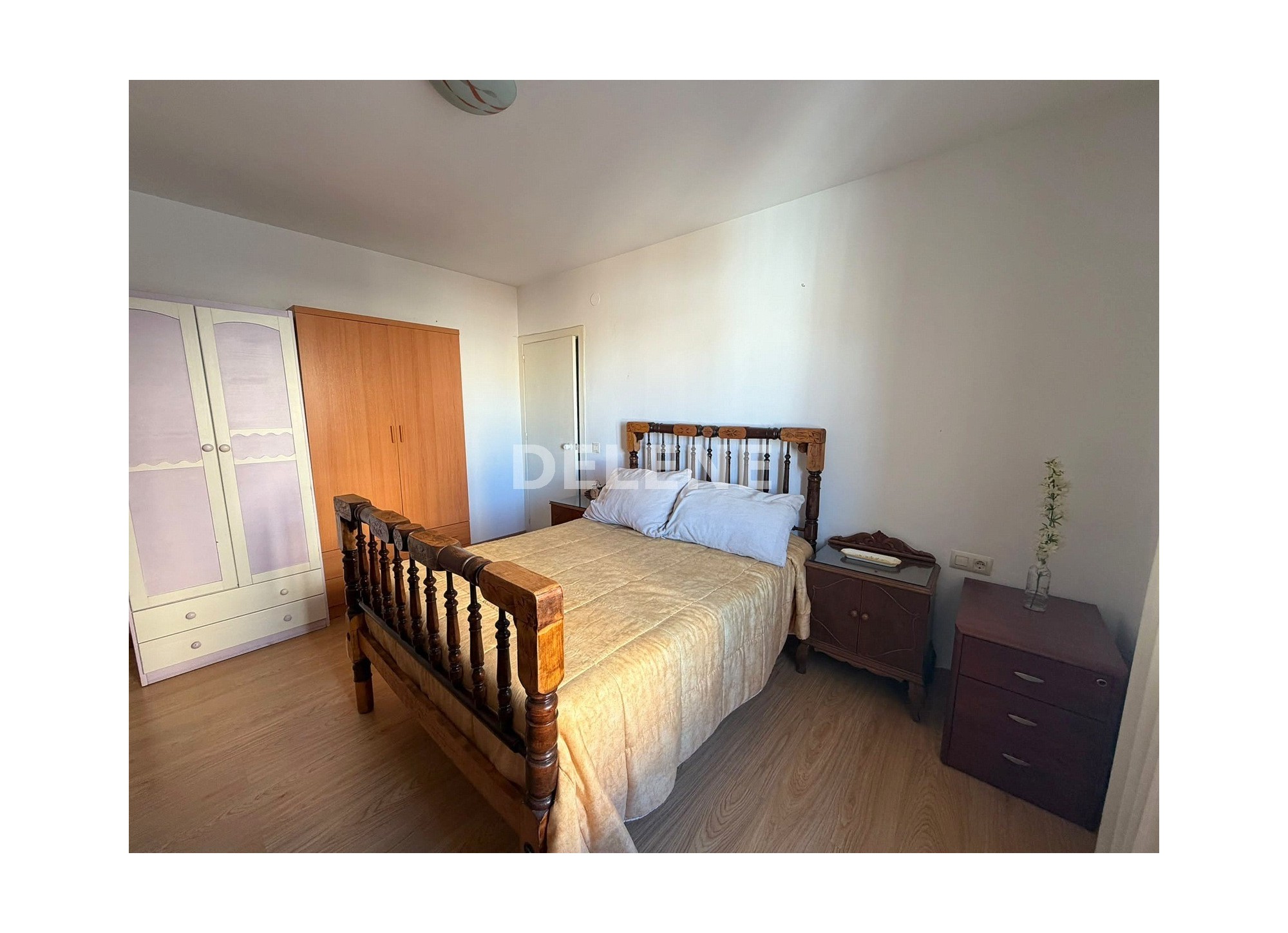 3045 PISO CON GARAJE BALCÓN, ZONA GRANVÍA