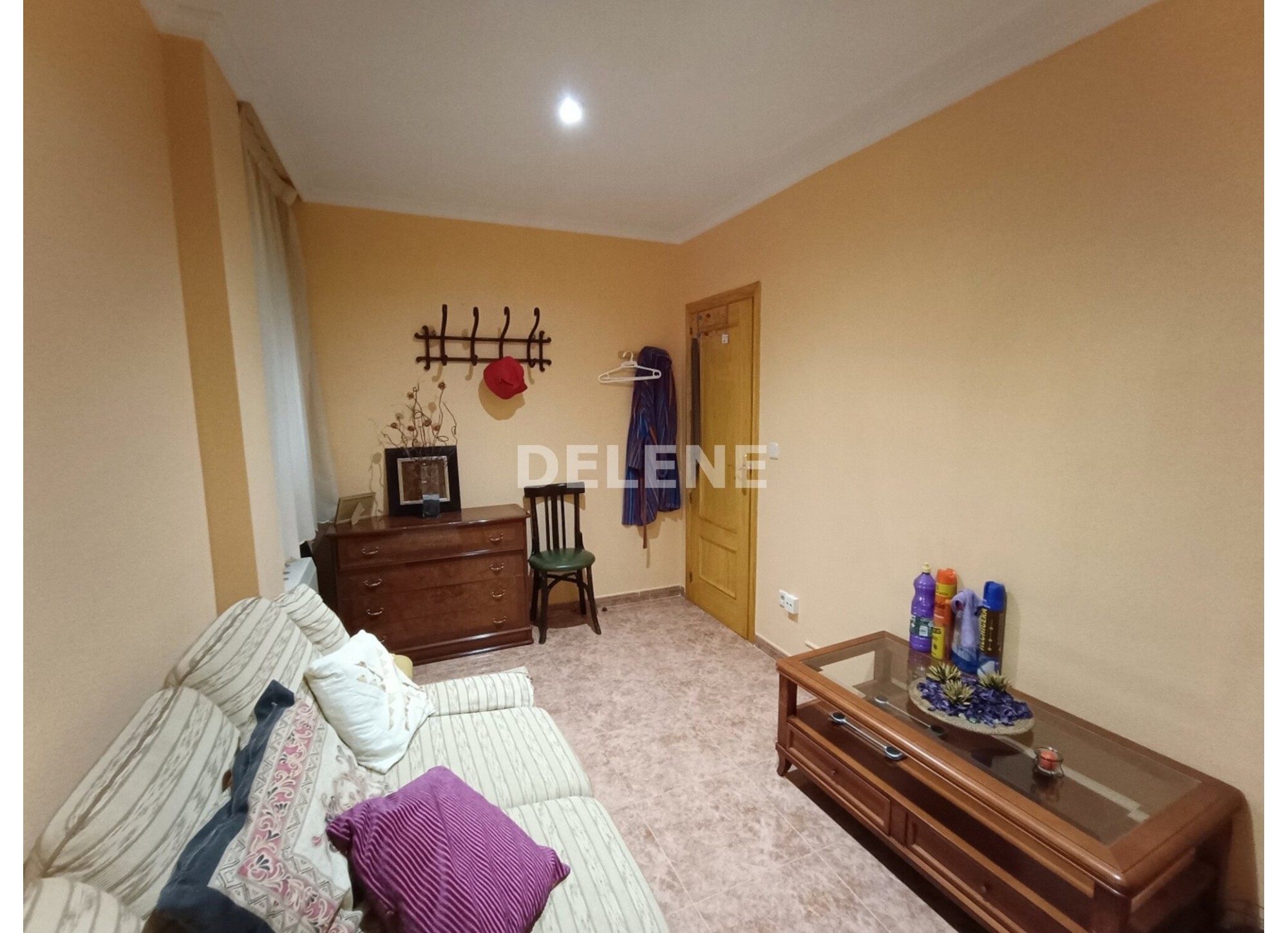 3049 PISO CON PATIO Y GARAJE, TOBARRA