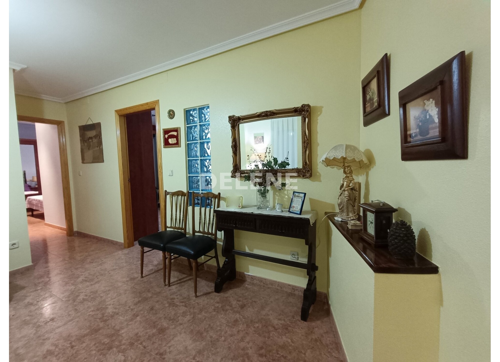 3049 PISO CON PATIO Y GARAJE, TOBARRA