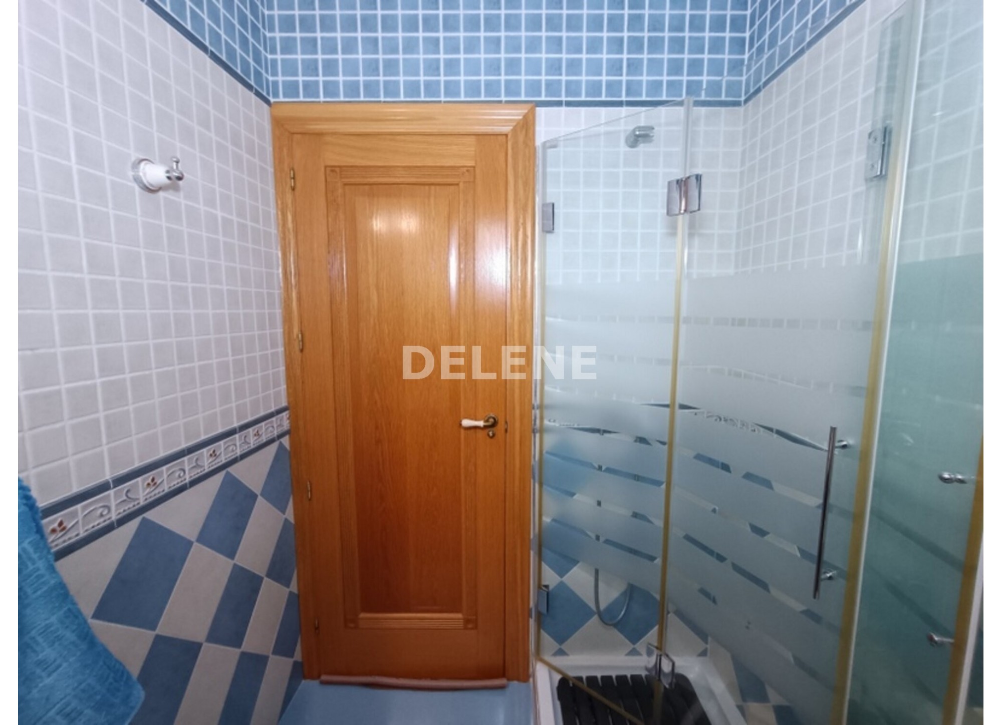 3051 CASA DE CAMPO CON PISCINA, TERRENO Y CUADRAS, ZONA LOMA DEL GALLEGO