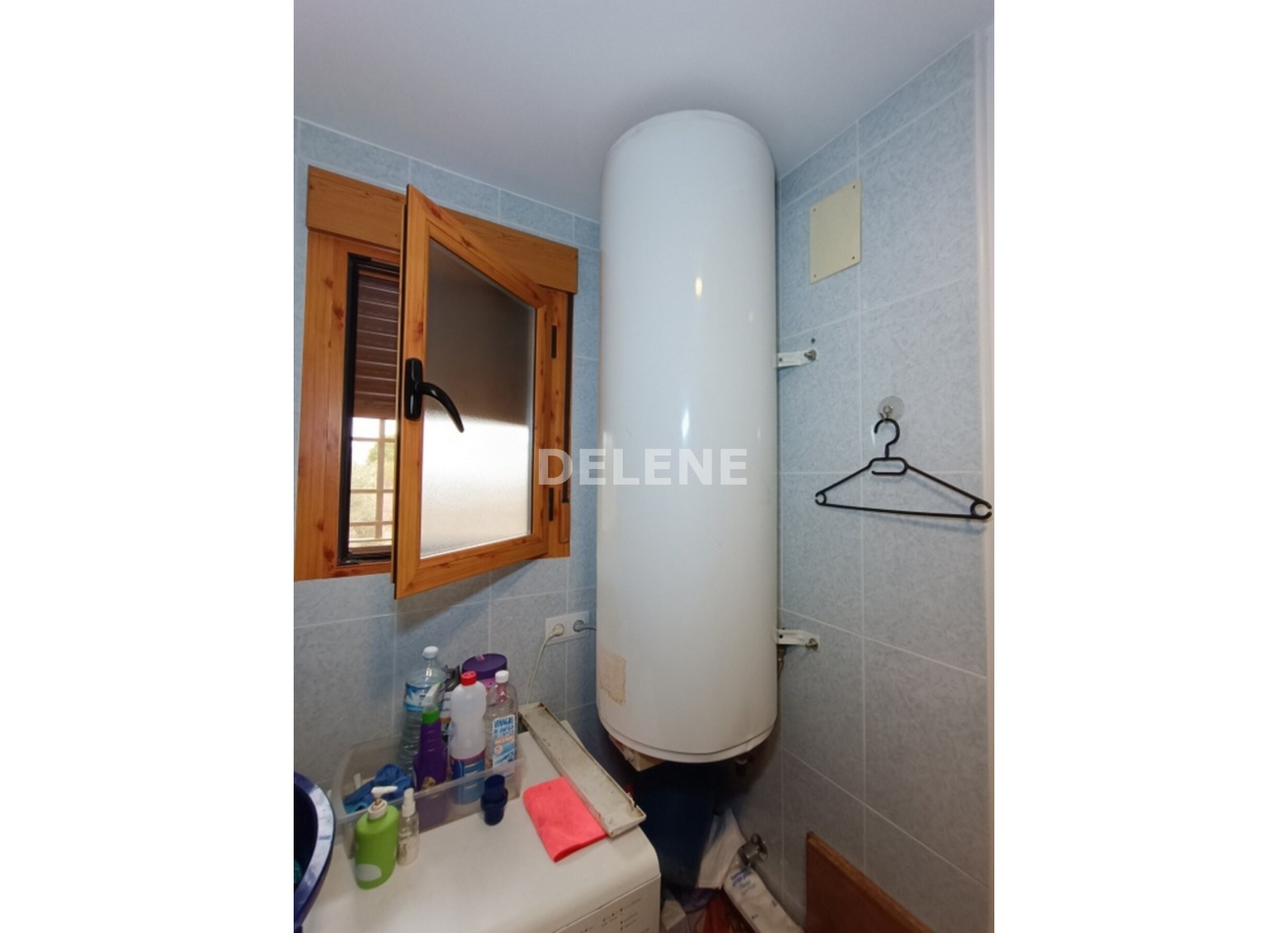 3051 CASA DE CAMPO CON PISCINA, TERRENO Y CUADRAS, ZONA LOMA DEL GALLEGO
