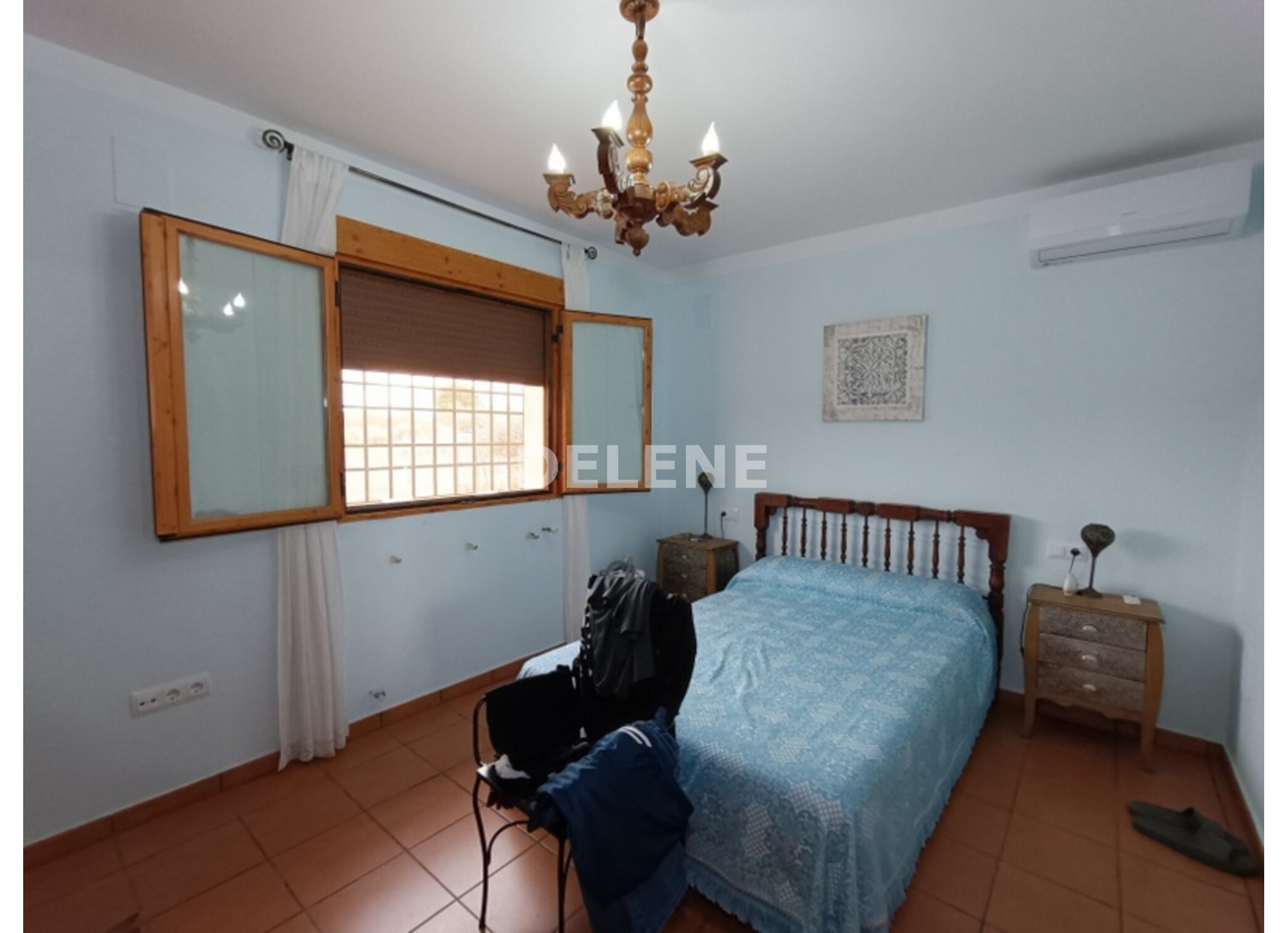 3051 CASA DE CAMPO CON PISCINA, TERRENO Y CUADRAS, ZONA LOMA DEL GALLEGO