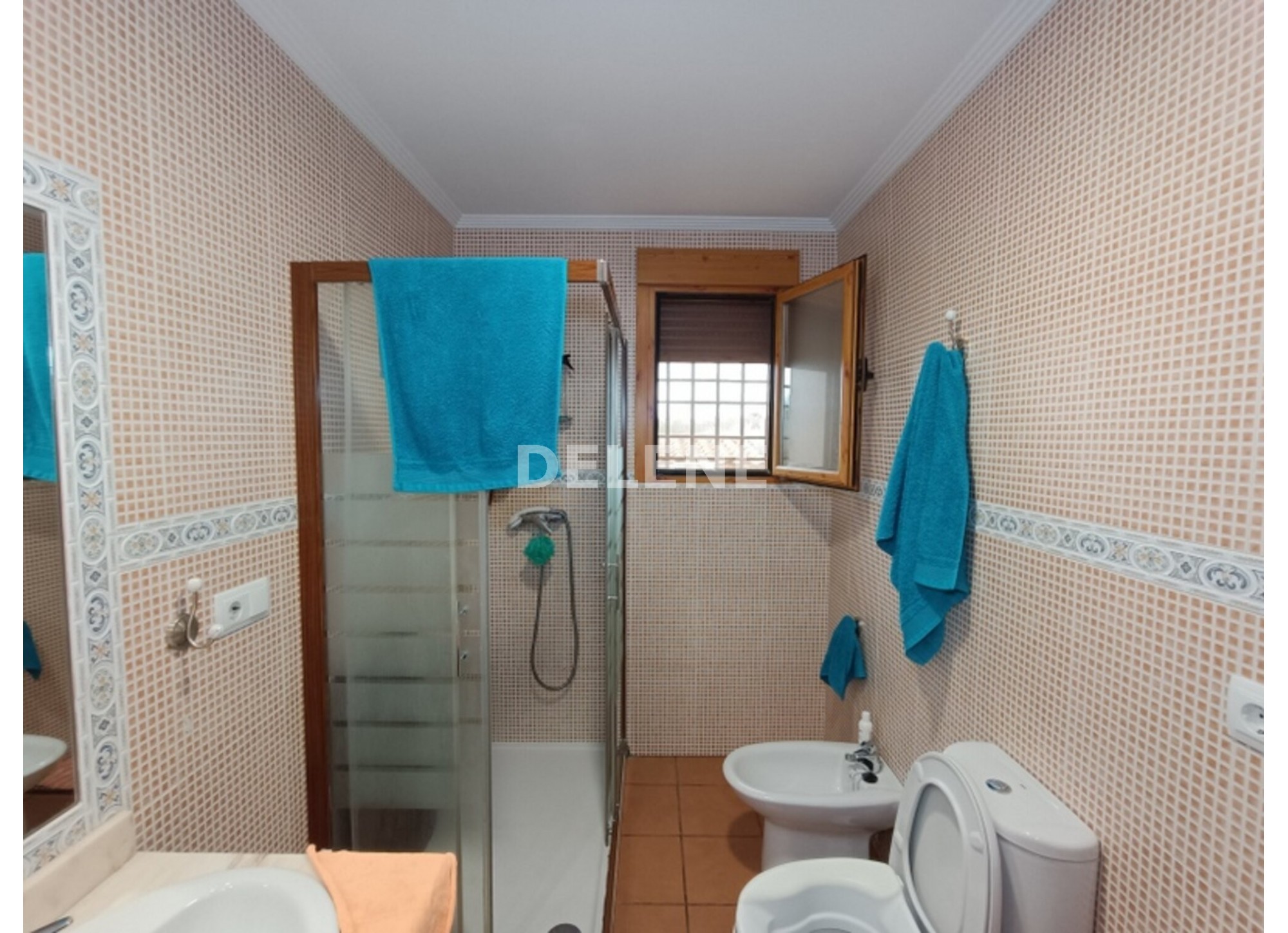 3051 CASA DE CAMPO CON PISCINA, TERRENO Y CUADRAS, ZONA LOMA DEL GALLEGO