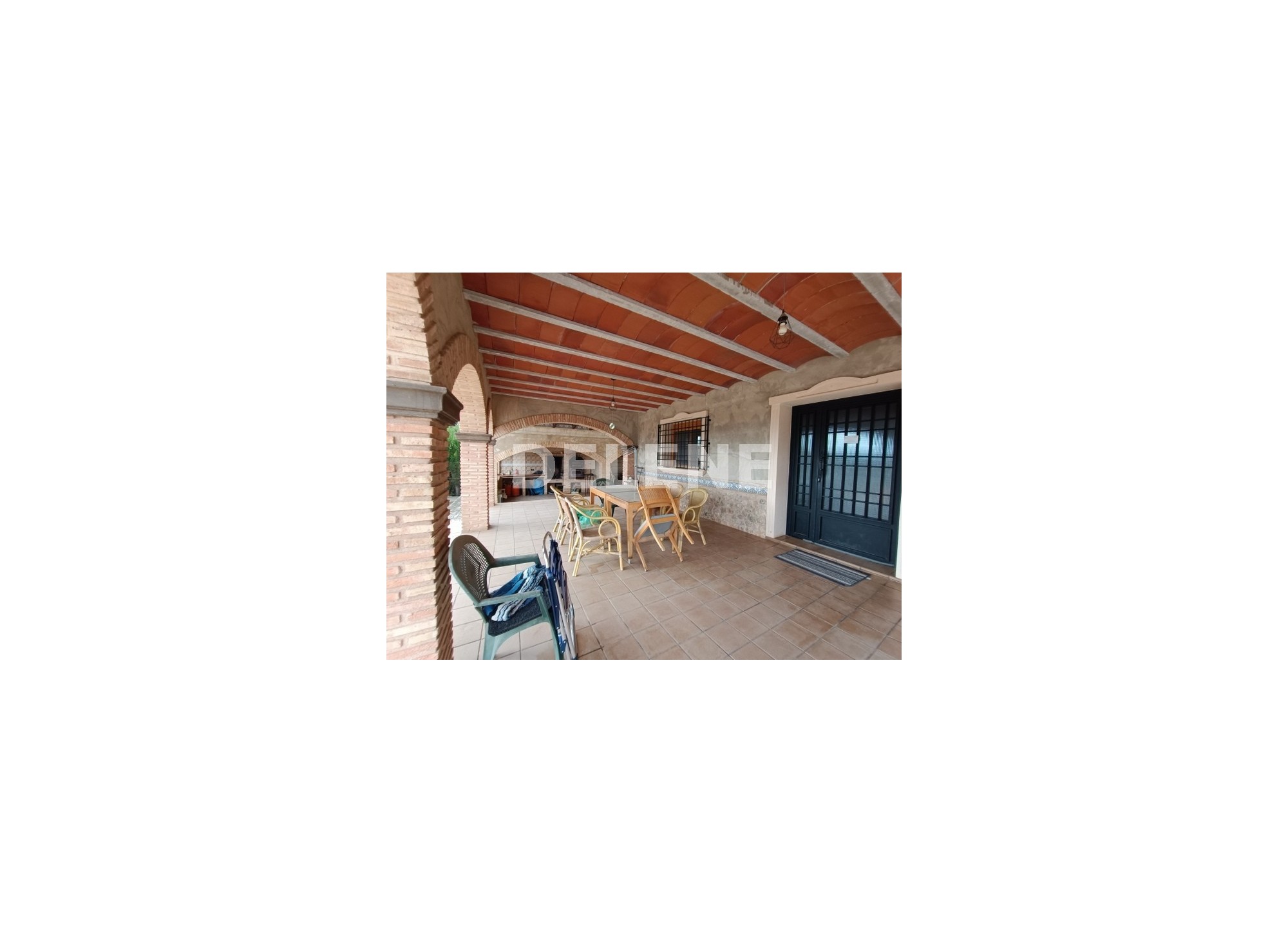 3051 CASA DE CAMPO CON PISCINA, TERRENO Y CUADRAS, ZONA LOMA DEL GALLEGO