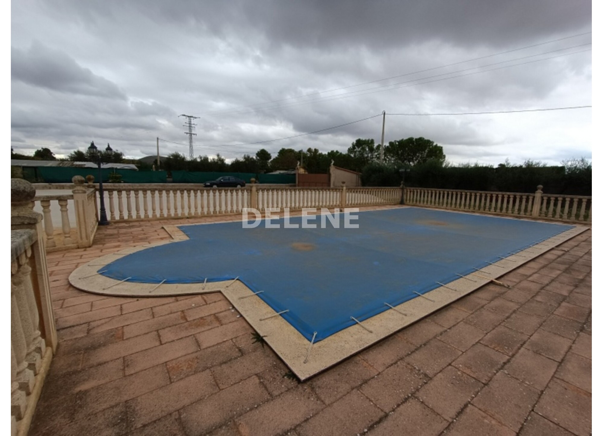 3051 CASA DE CAMPO CON PISCINA, TERRENO Y CUADRAS, ZONA LOMA DEL GALLEGO