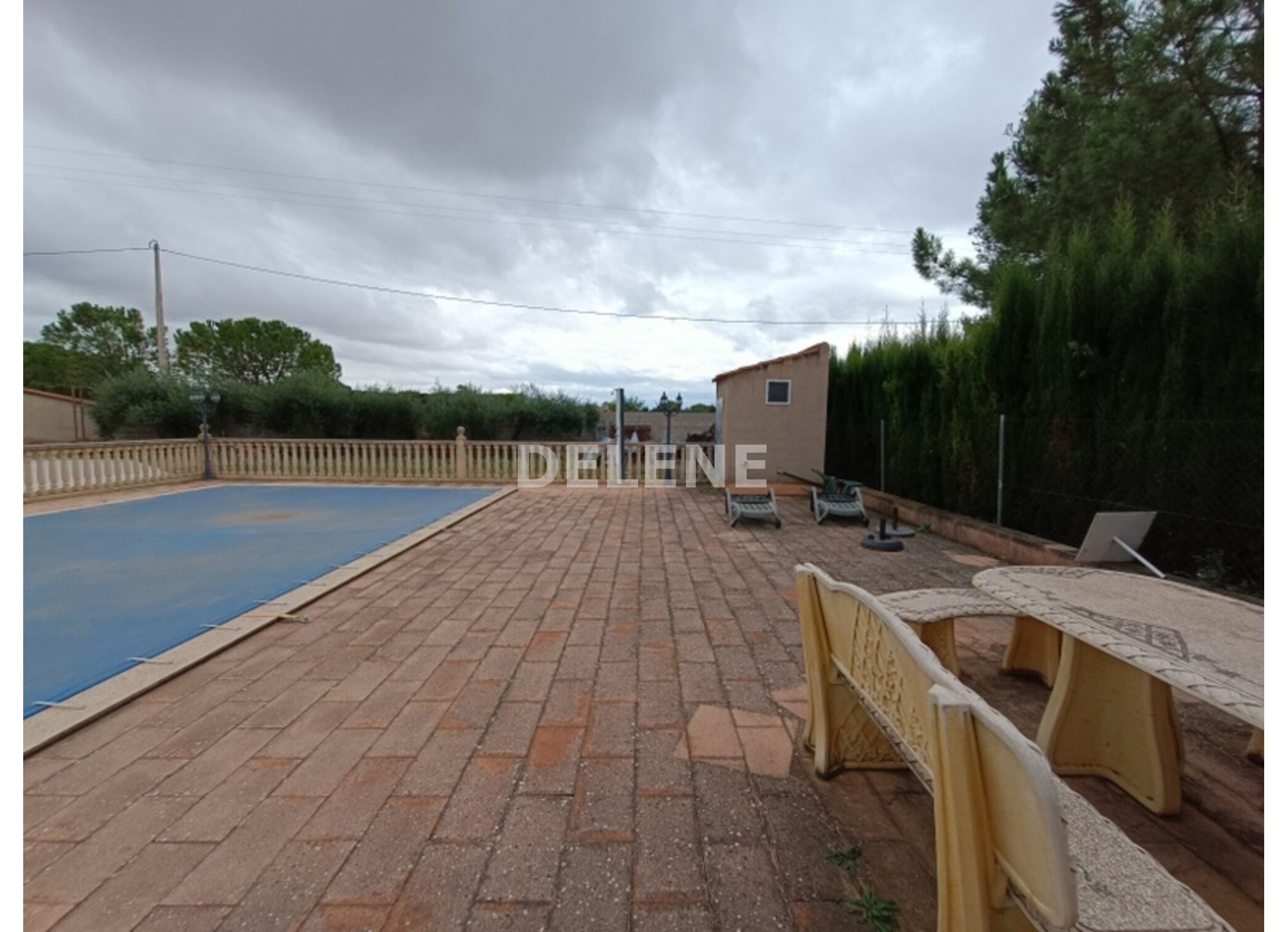 3051 CASA DE CAMPO CON PISCINA, TERRENO Y CUADRAS, ZONA LOMA DEL GALLEGO