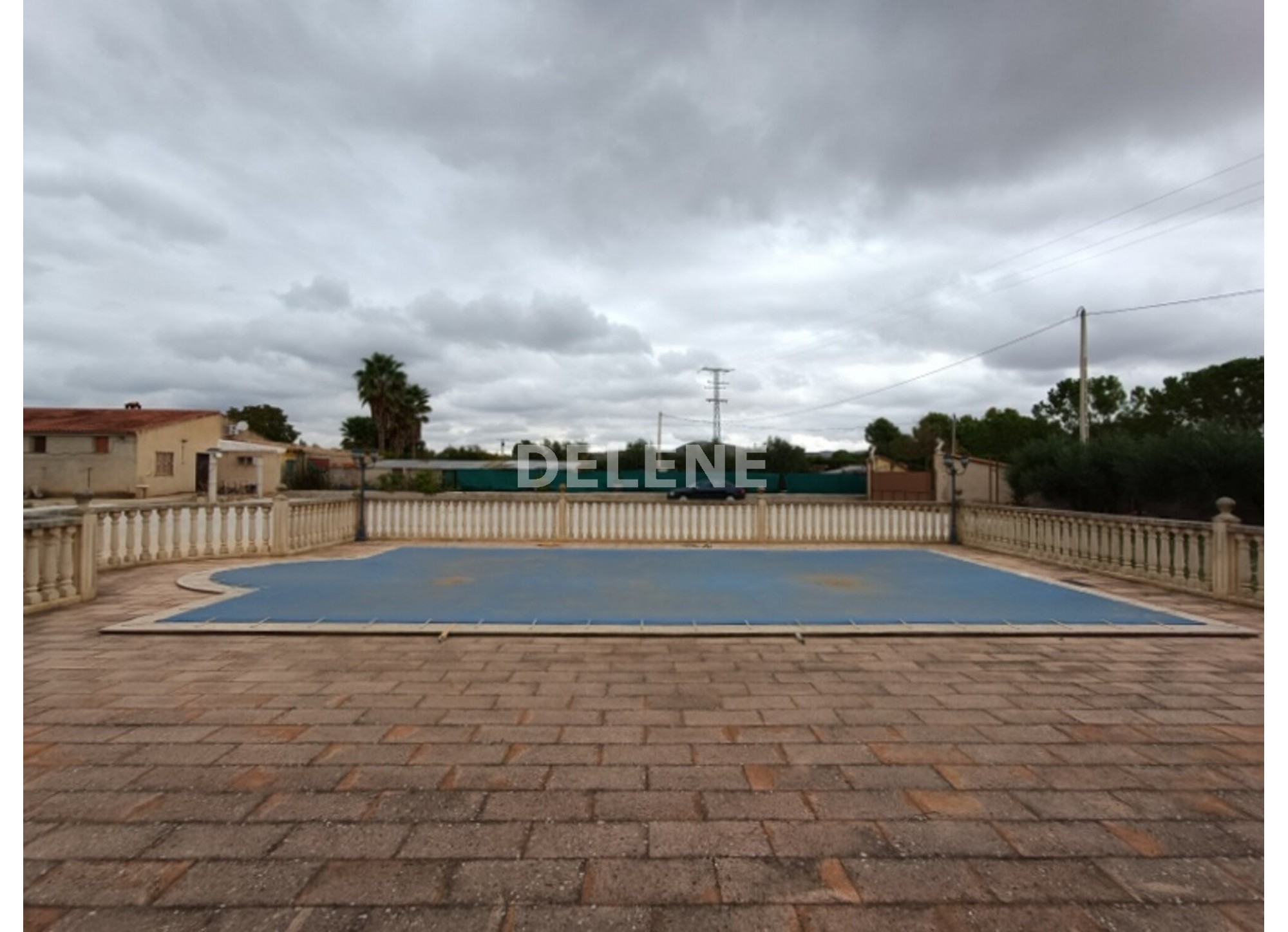 3051 CASA DE CAMPO CON PISCINA, TERRENO Y CUADRAS, ZONA LOMA DEL GALLEGO