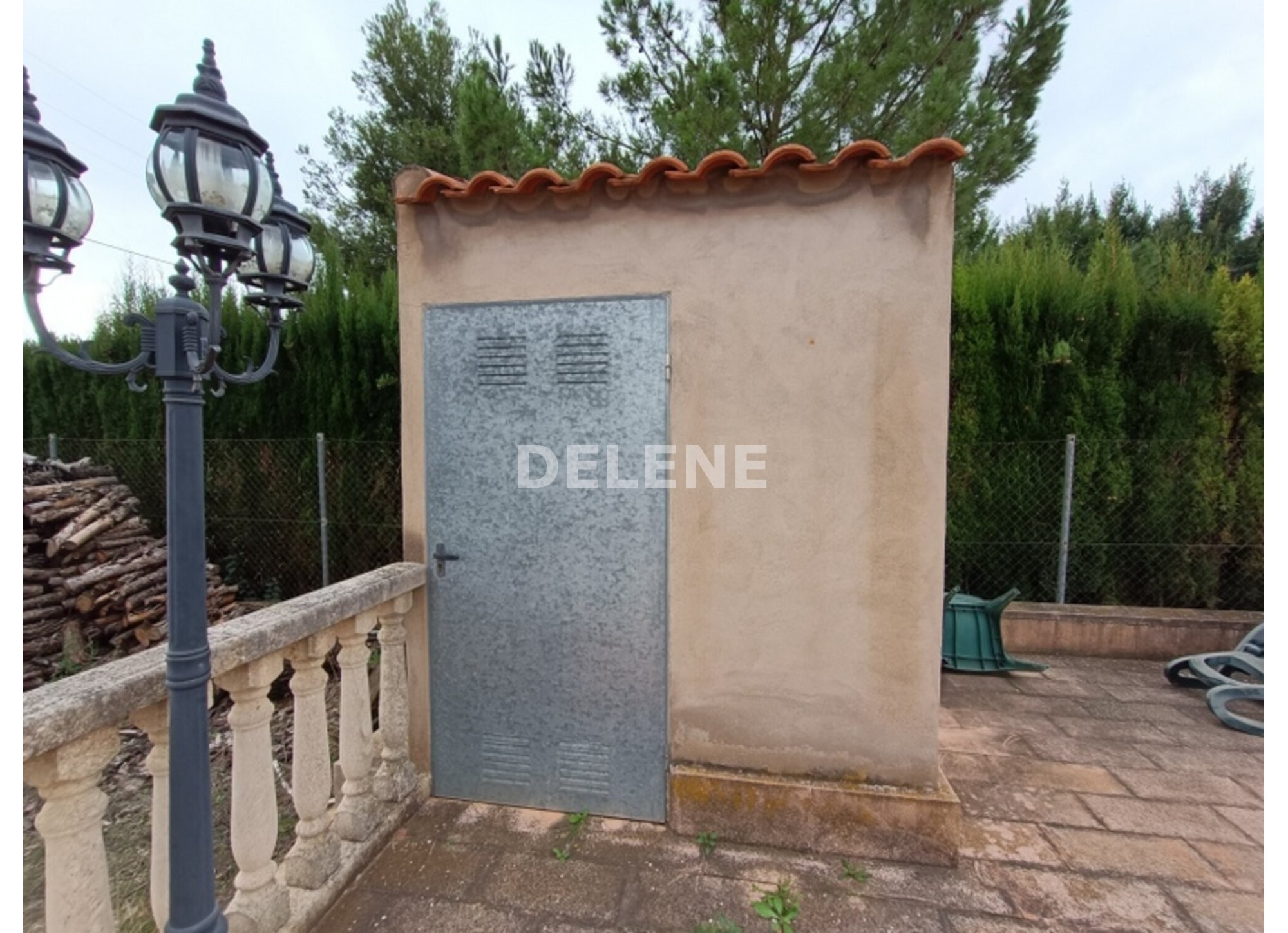 3051 CASA DE CAMPO CON PISCINA, TERRENO Y CUADRAS, ZONA LOMA DEL GALLEGO